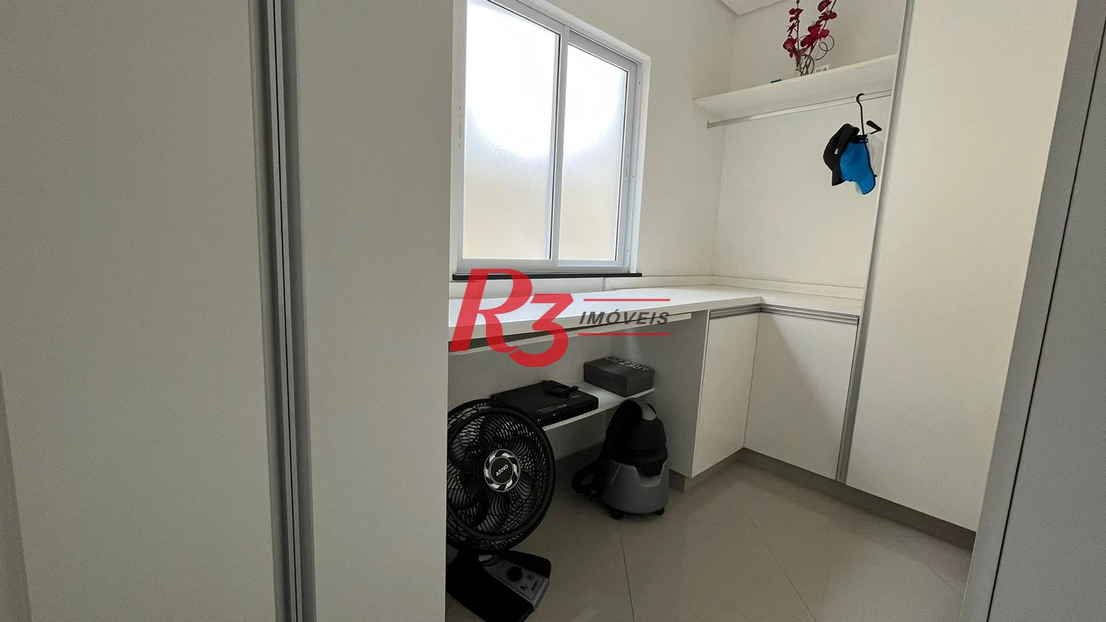 Casa com 4 dormitórios à venda, 370 m² por R$ 2.800.000,00 - Ponta da Praia - Santos/SP