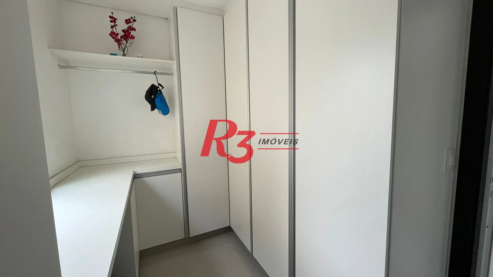Casa com 4 dormitórios à venda, 370 m² por R$ 2.800.000,00 - Ponta da Praia - Santos/SP