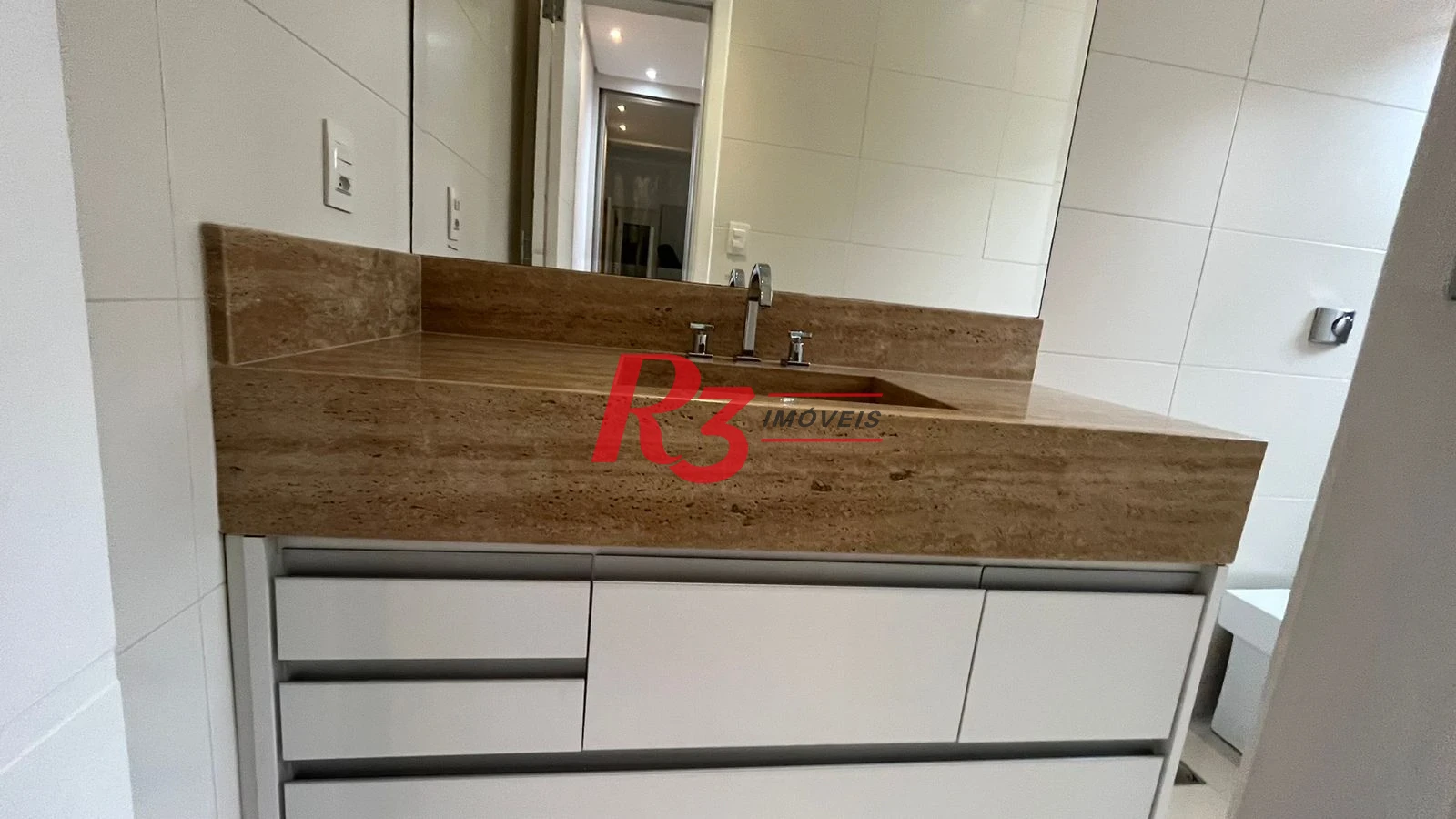 Casa com 4 dormitórios à venda, 370 m² por R$ 2.800.000,00 - Ponta da Praia - Santos/SP