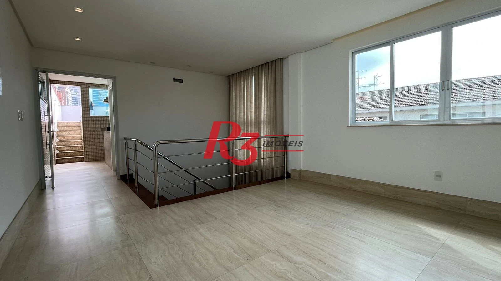 Casa com 4 dormitórios à venda, 370 m² por R$ 2.800.000,00 - Ponta da Praia - Santos/SP