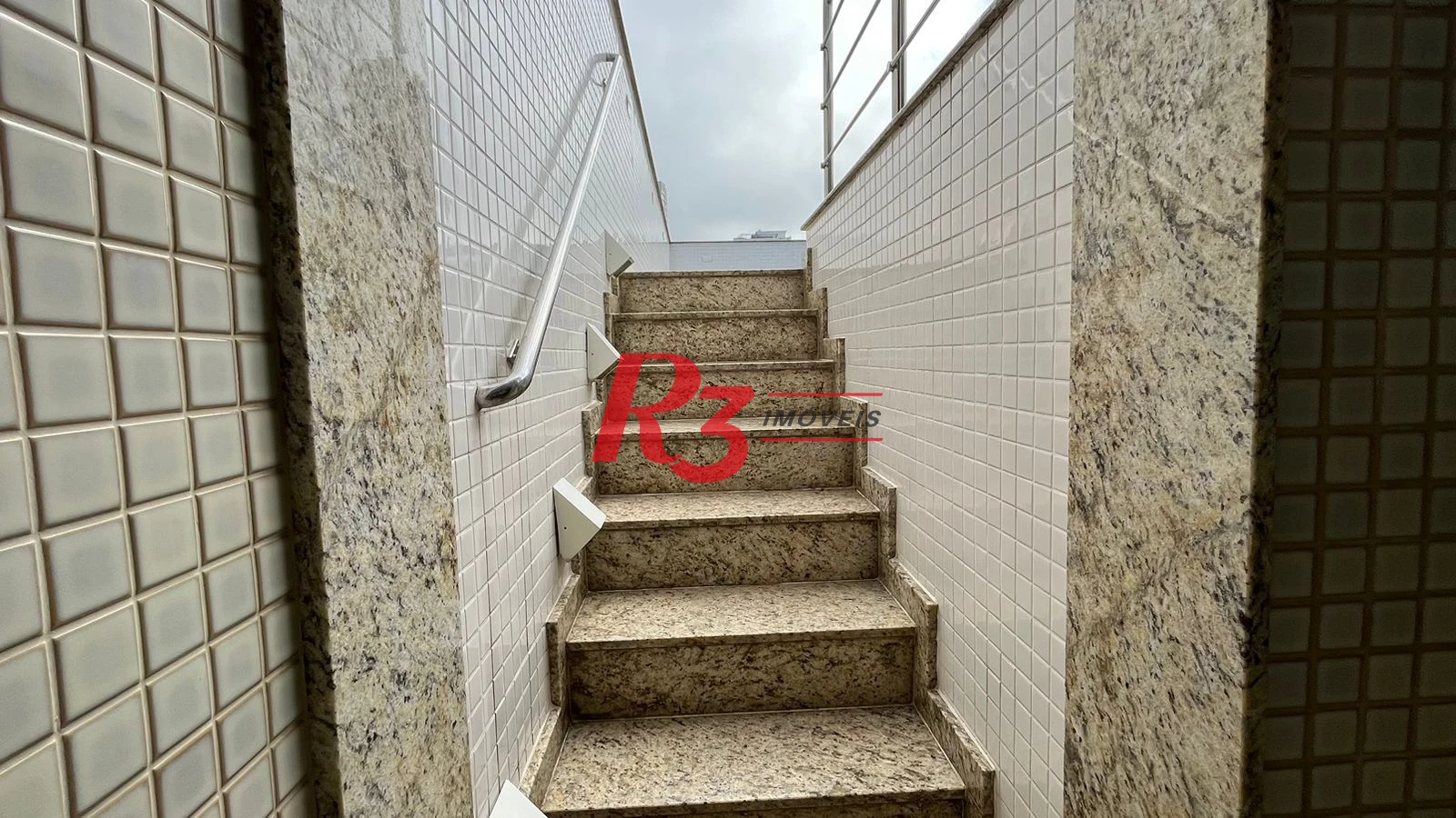 Casa com 4 dormitórios à venda, 370 m² por R$ 2.800.000,00 - Ponta da Praia - Santos/SP