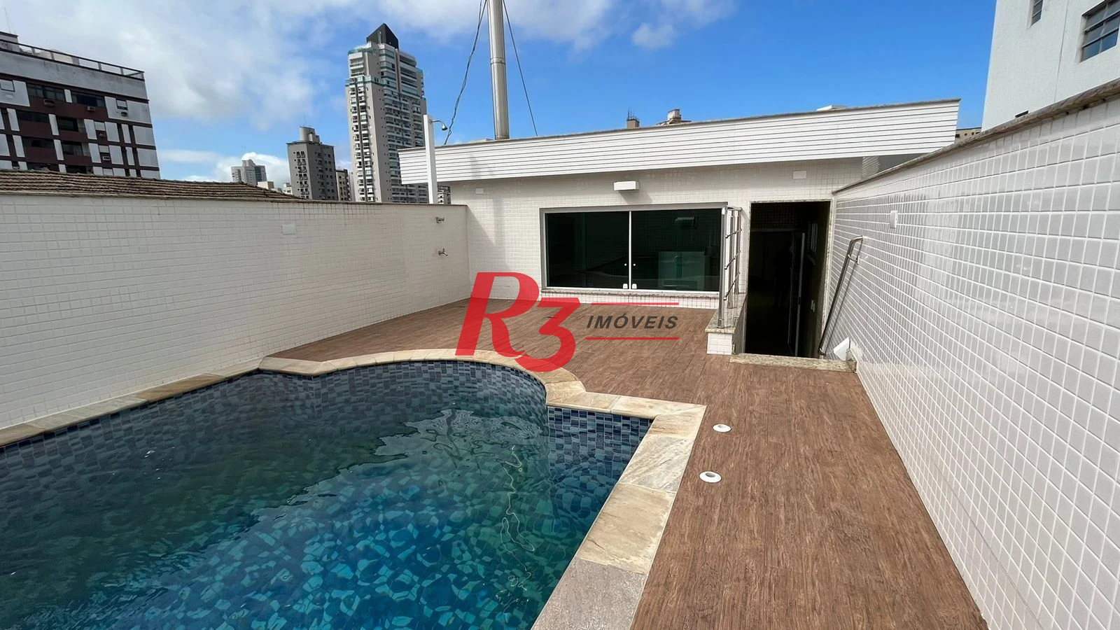 Casa com 4 dormitórios à venda, 370 m² por R$ 2.800.000,00 - Ponta da Praia - Santos/SP