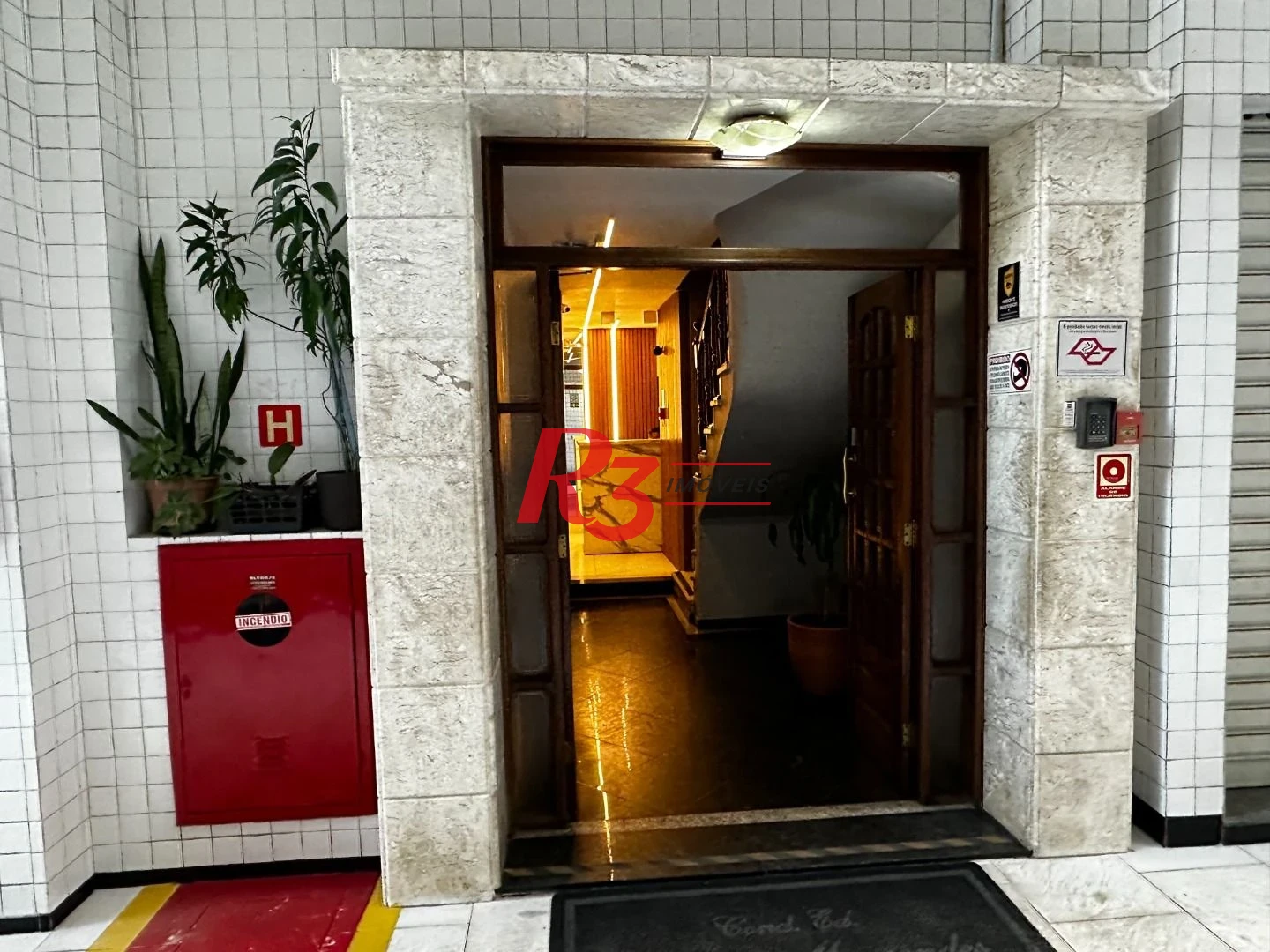 Apartamento para alugar no Gonzaga - Santos/SP