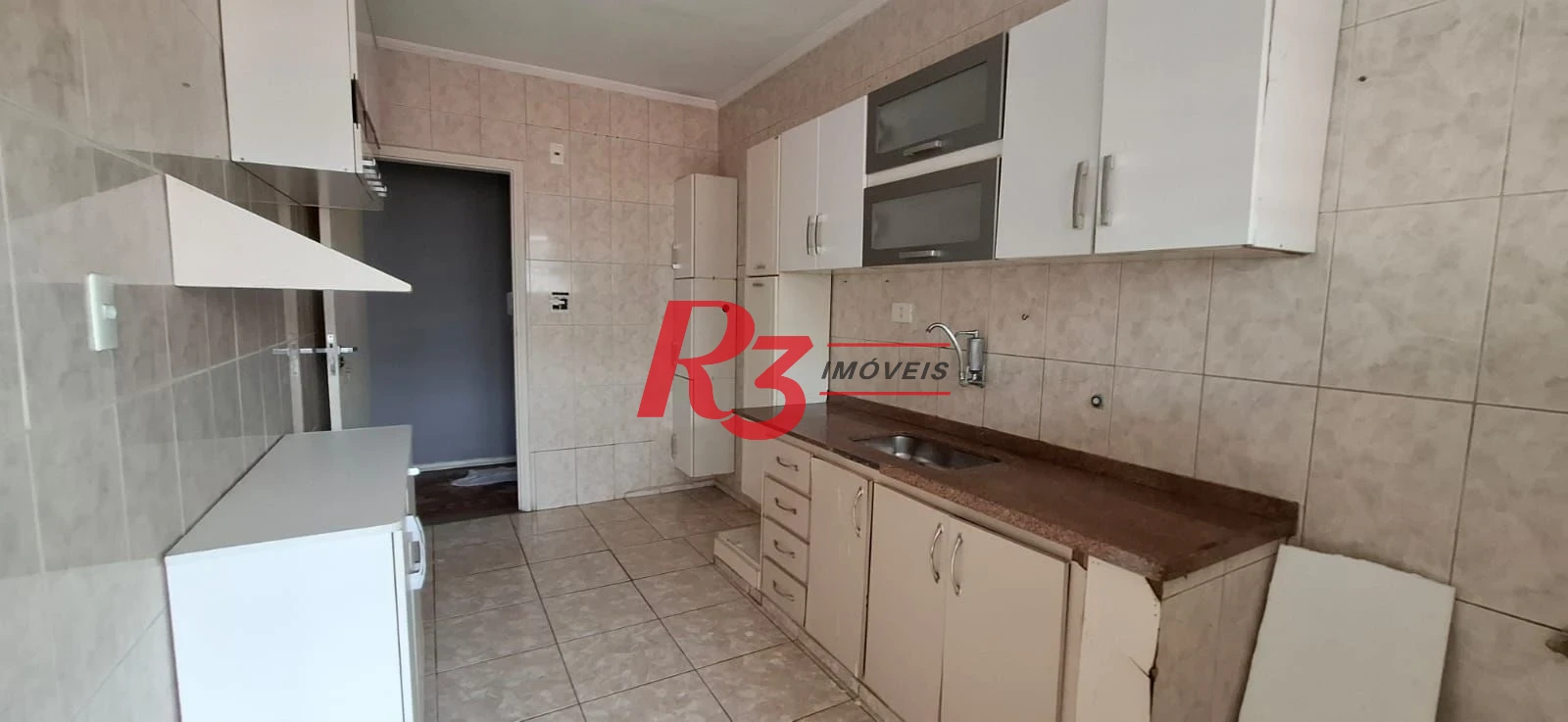 Apartamento com 2 dormitórios à venda, 76 m² por R$ 375.000,00 - Encruzilhada - Santos/SP