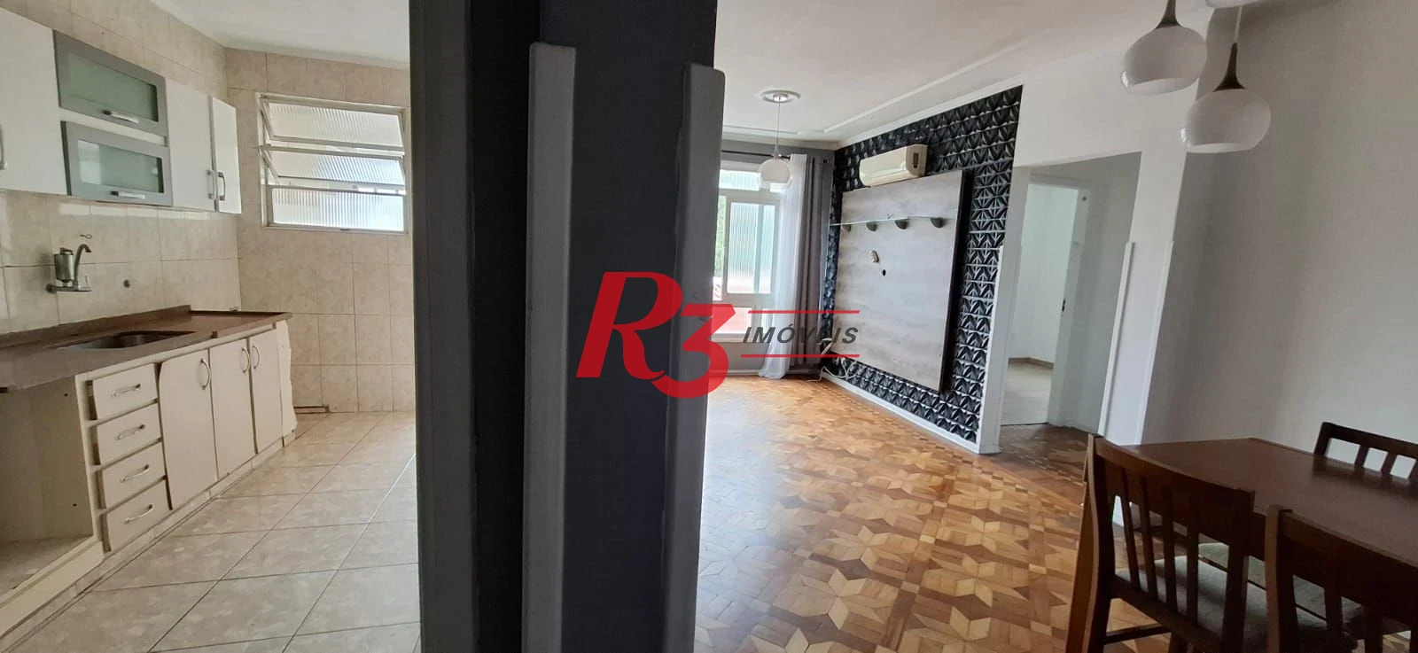 Apartamento com 2 dormitórios à venda, 76 m² por R$ 375.000,00 - Encruzilhada - Santos/SP
