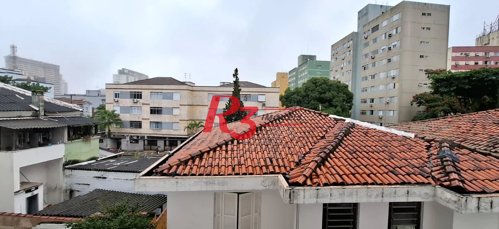 Apartamento com 2 dormitórios à venda, 76 m² por R$ 375.000,00 - Encruzilhada - Santos/SP