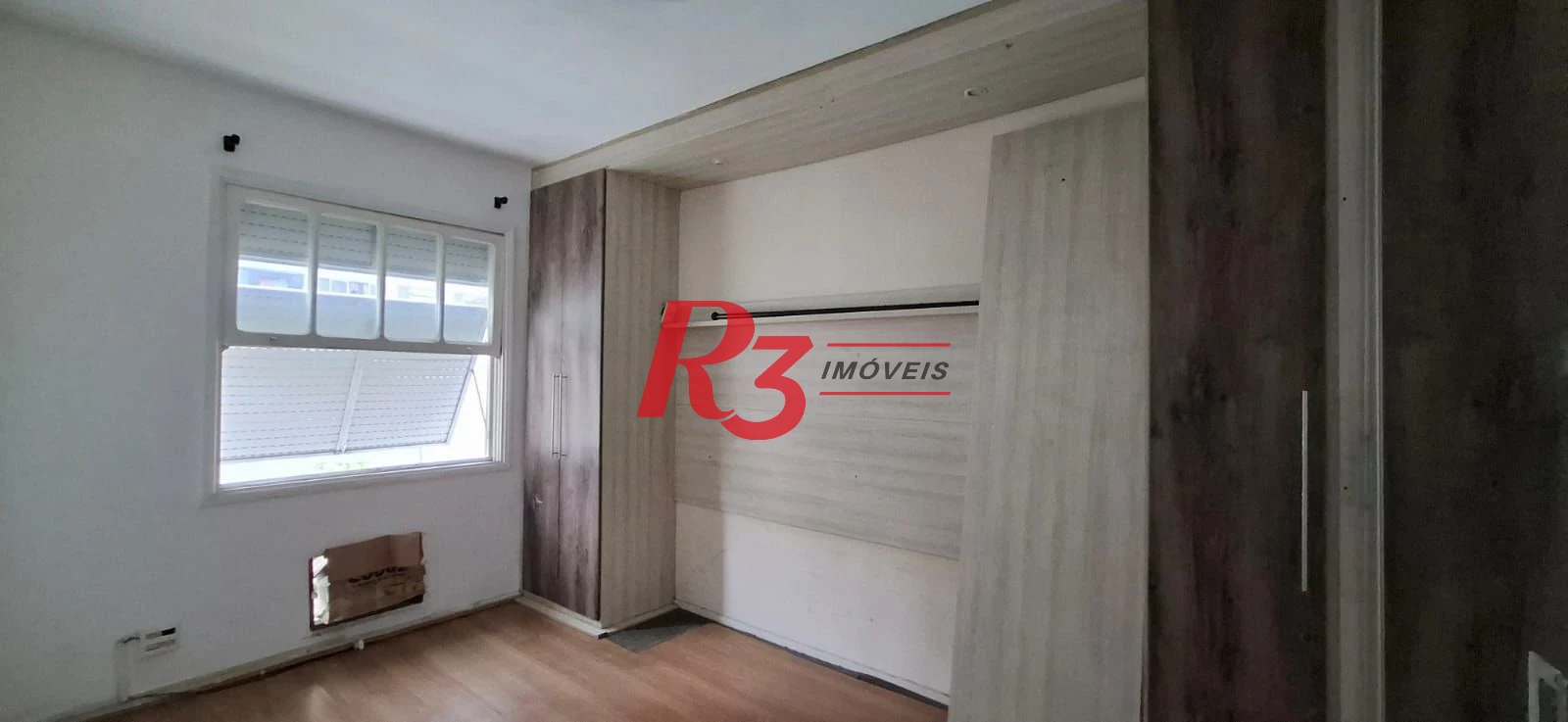 Apartamento com 2 dormitórios à venda, 76 m² por R$ 375.000,00 - Encruzilhada - Santos/SP
