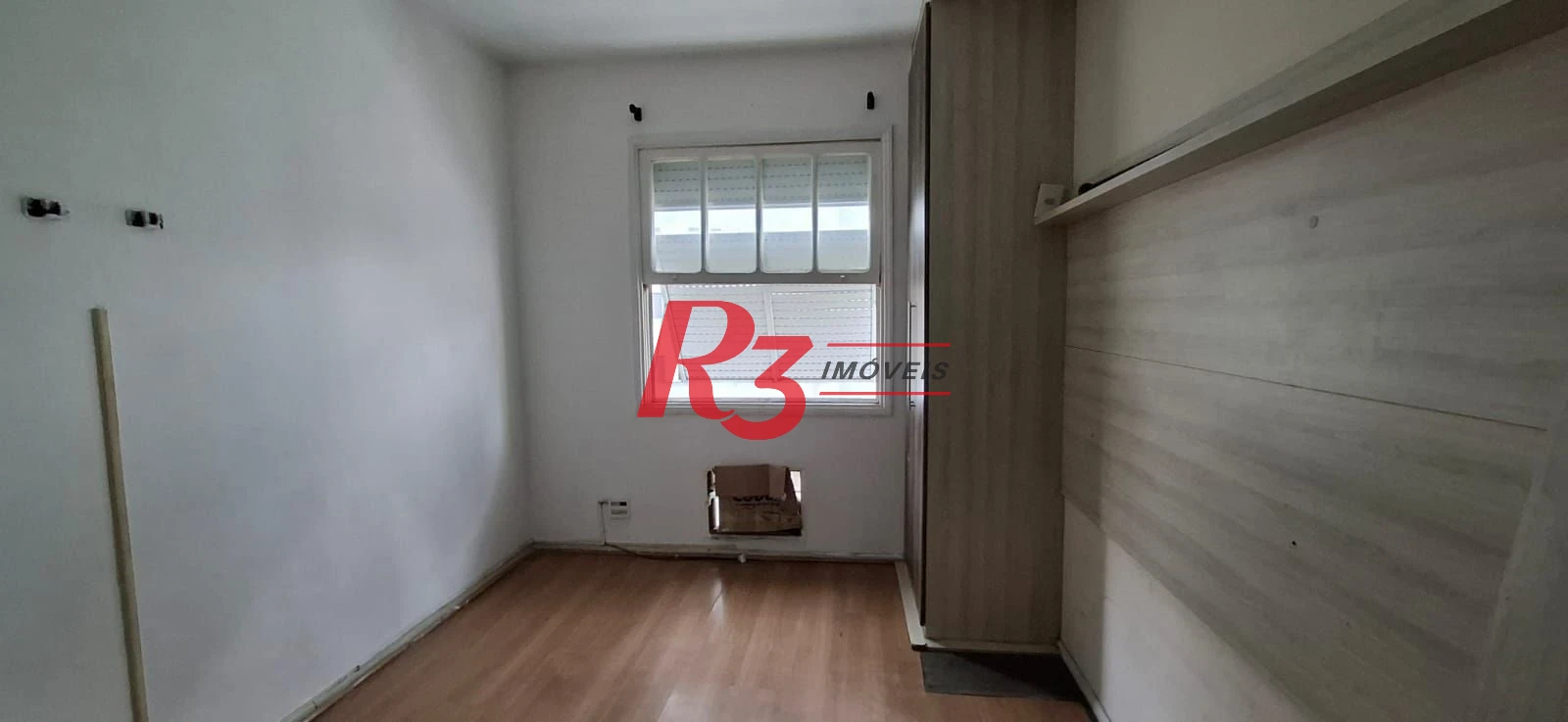 Apartamento com 2 dormitórios à venda, 76 m² por R$ 375.000,00 - Encruzilhada - Santos/SP