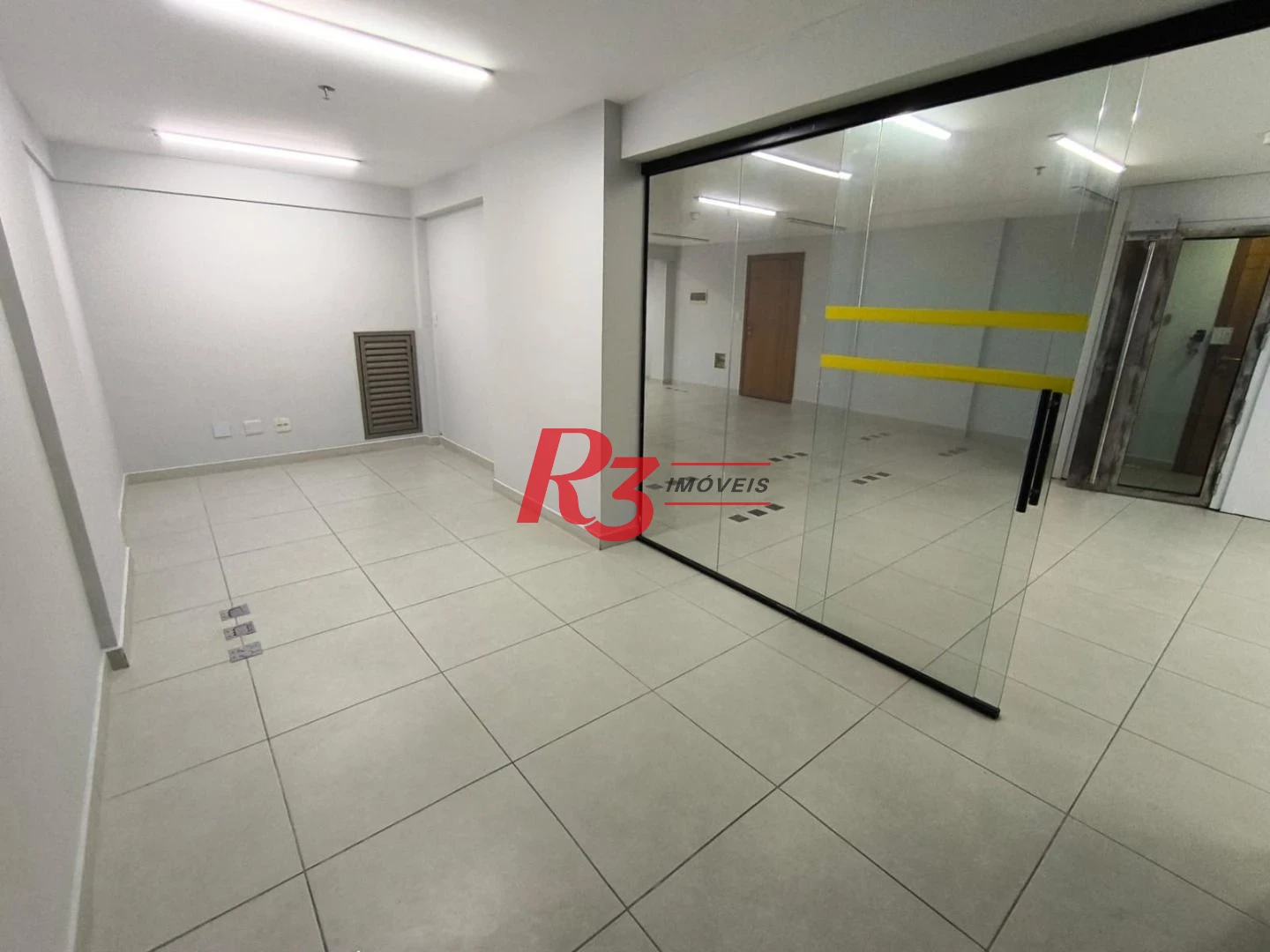 Sala para alugar, 52 m² por R$ 3.500/mês -Santos/SP