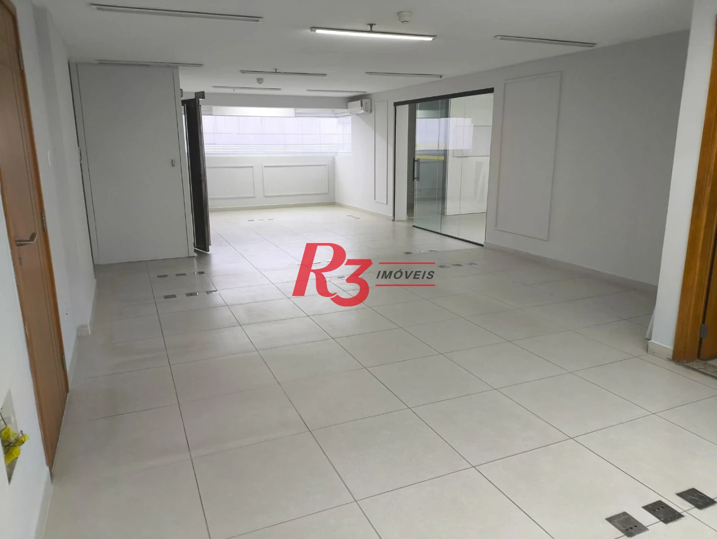 Sala para alugar, 52 m² por R$ 3.500/mês -Santos/SP