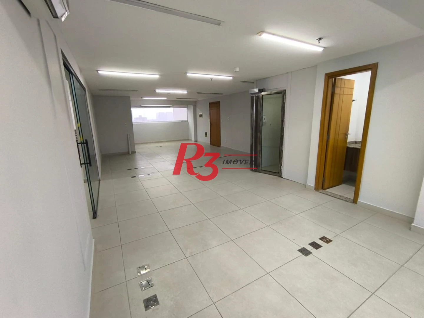 Sala para alugar, 52 m² por R$ 3.500/mês -Santos/SP