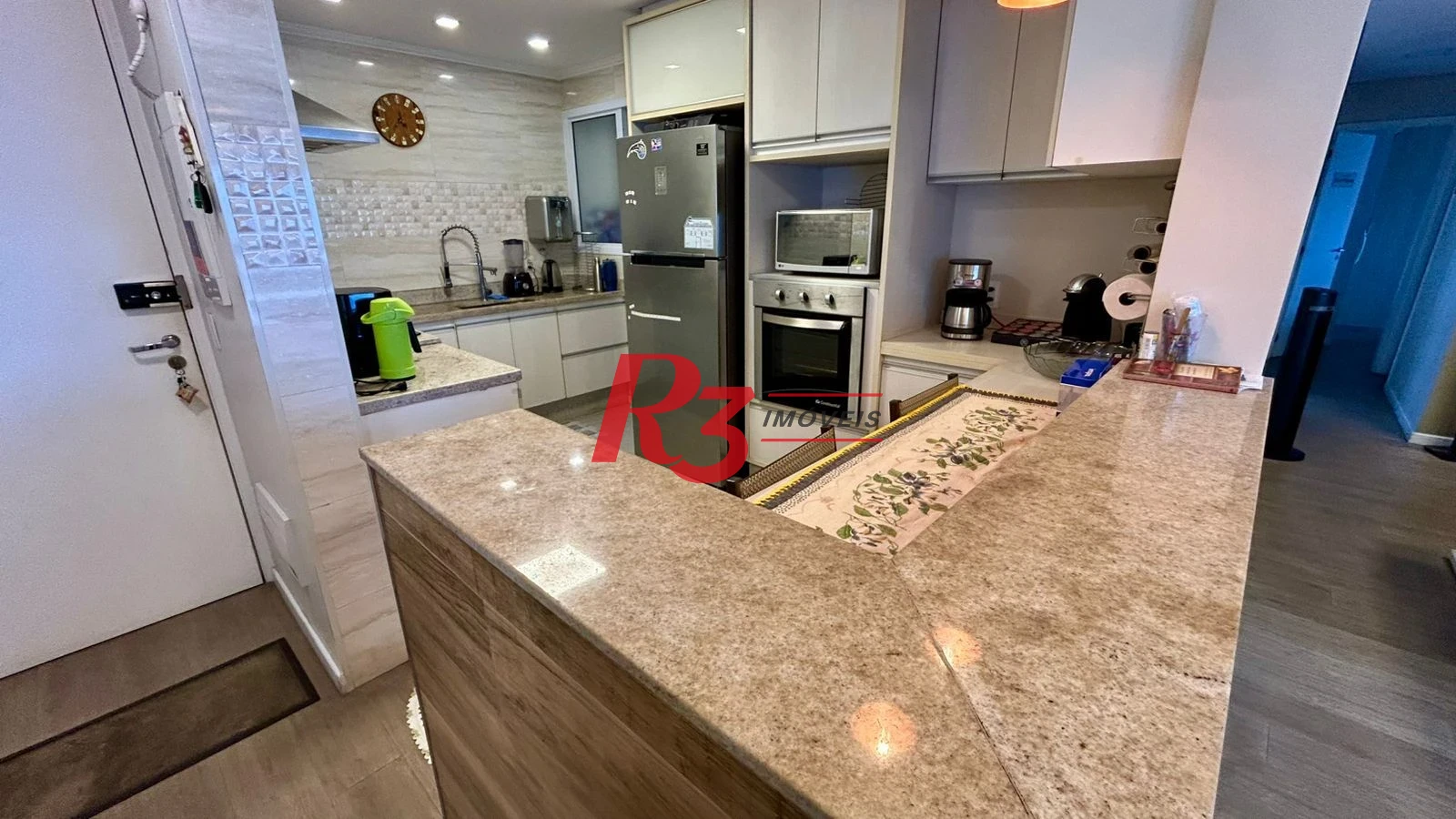 Apartamento com 3 dormitórios à venda, 96 m² por R$ 999.000,00 - Vila Belmiro - Santos/SP