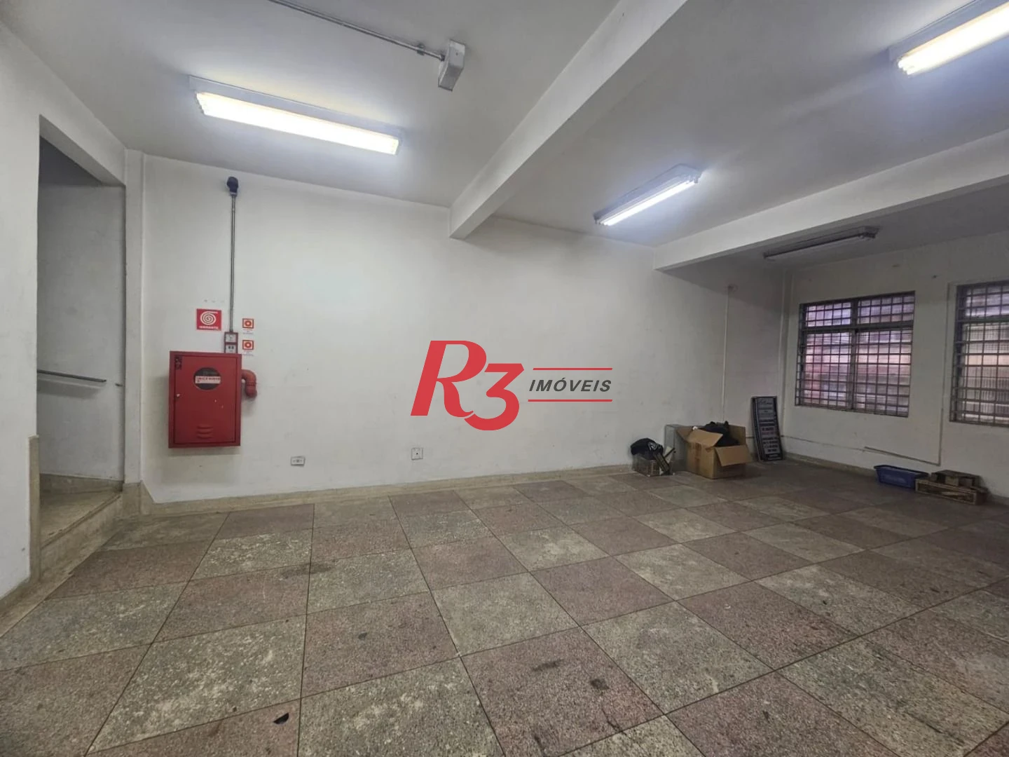 Prédio Comercial para Alugar | Centro de Santos – Rua Martim Afonso