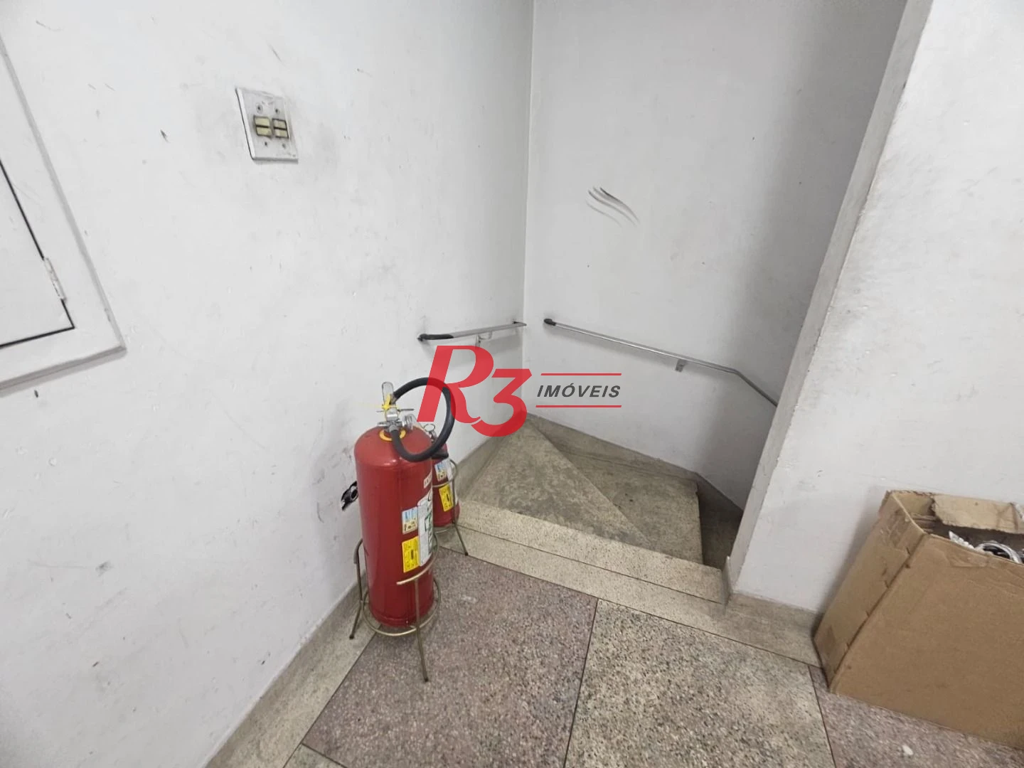 Prédio Comercial para Alugar | Centro de Santos – Rua Martim Afonso