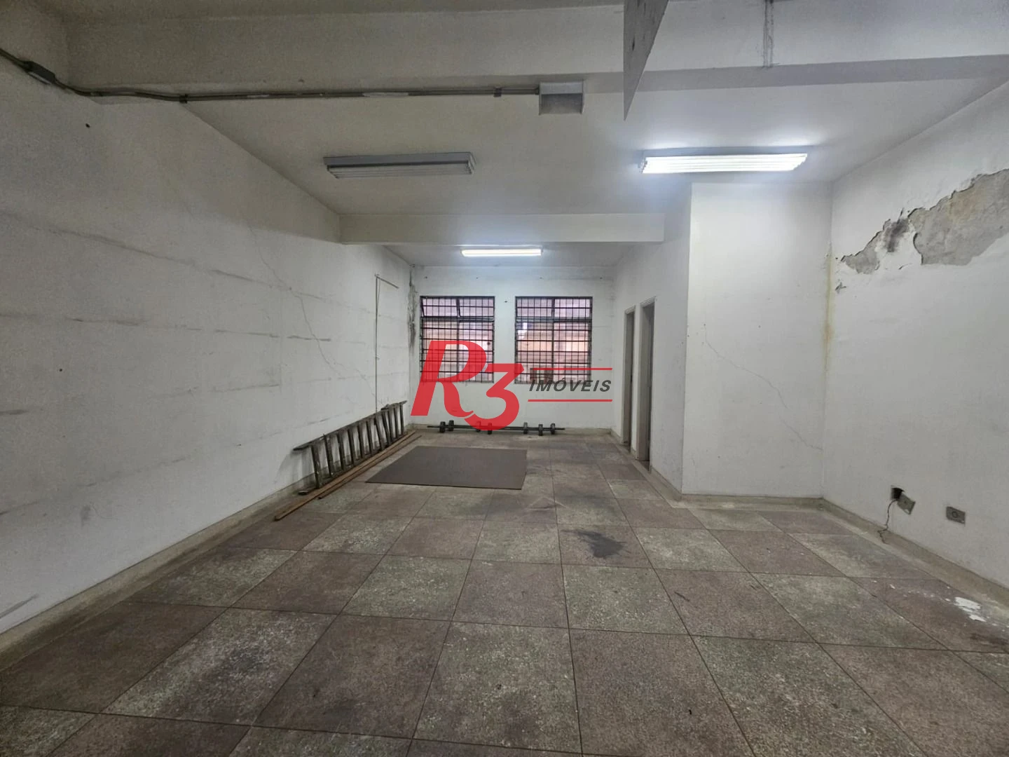 Prédio Comercial para Alugar | Centro de Santos – Rua Martim Afonso