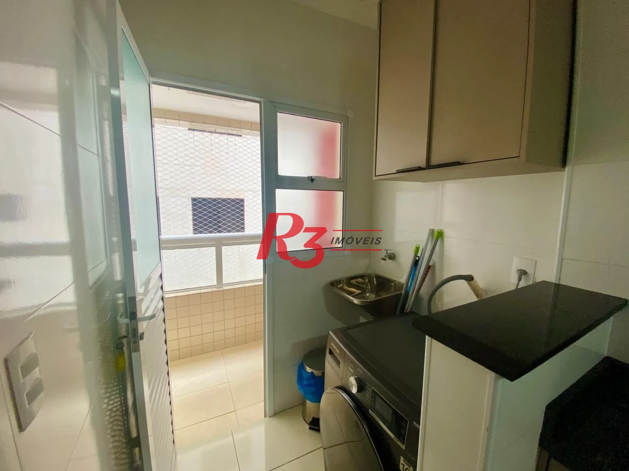 Apartamento com 2 dormitórios à venda, 73 m² por R$ 500.000,00 - Aviação - Praia Grande/SP
