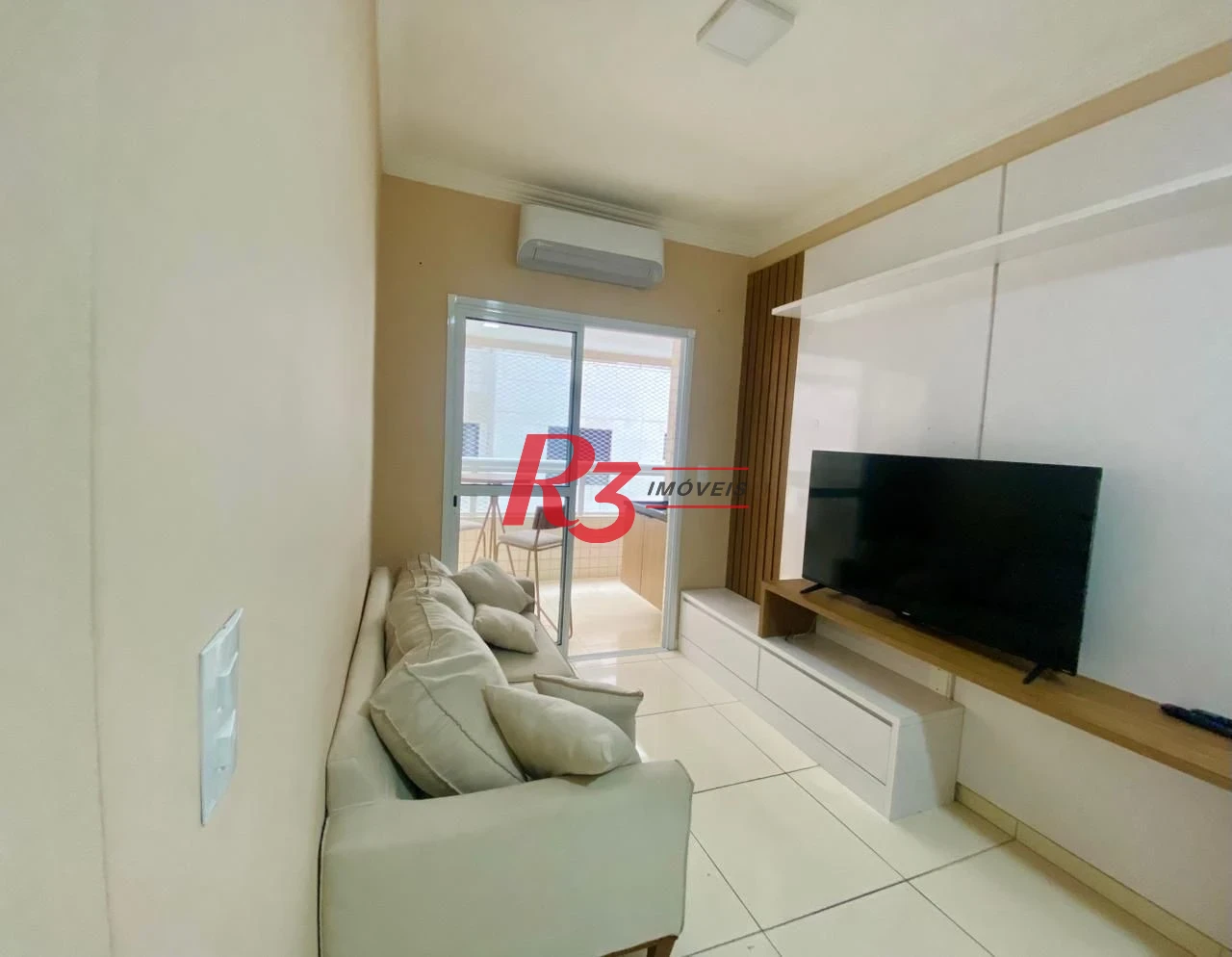 Apartamento com 2 dormitórios à venda, 73 m² por R$ 500.000,00 - Aviação - Praia Grande/SP
