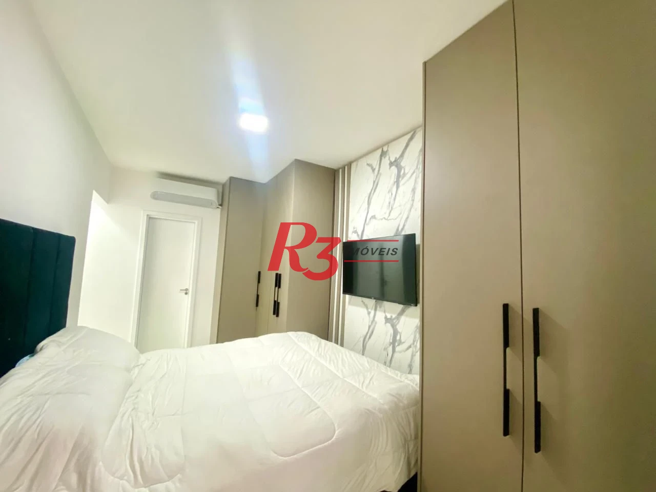 Apartamento com 2 dormitórios à venda, 73 m² por R$ 500.000,00 - Aviação - Praia Grande/SP