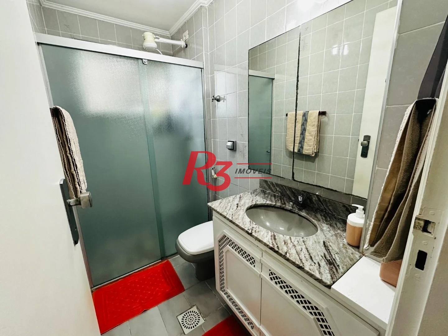 Apartamento com 3 dormitórios à venda, 112 m² por R$ 700.000,00 - Embaré - Santos/SP