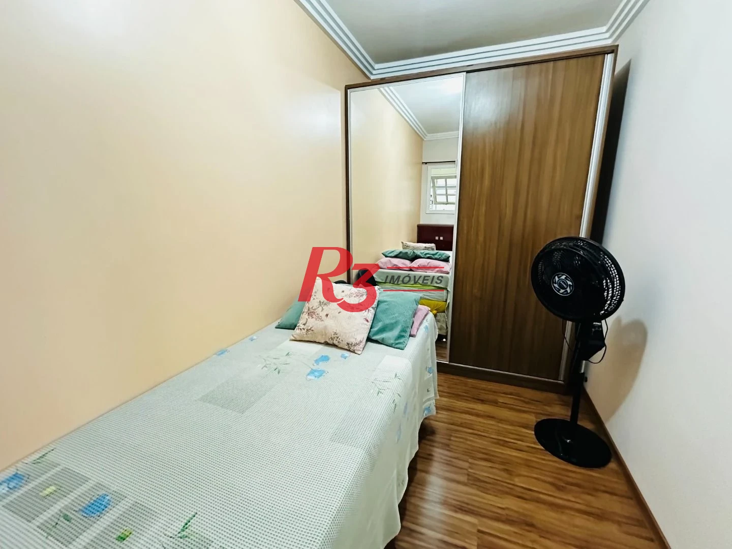 Apartamento com 3 dormitórios à venda, 112 m² por R$ 700.000,00 - Embaré - Santos/SP