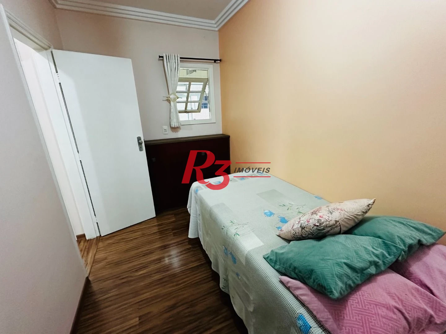 Apartamento com 3 dormitórios à venda, 112 m² por R$ 700.000,00 - Embaré - Santos/SP