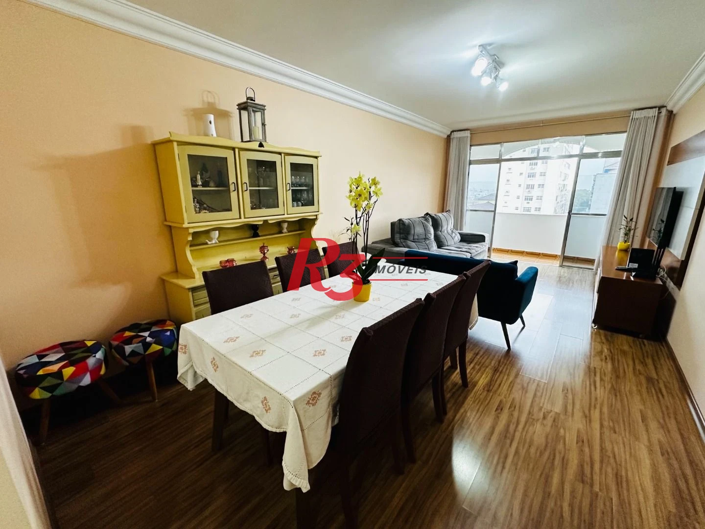 Apartamento com 3 dormitórios à venda, 112 m² por R$ 700.000,00 - Embaré - Santos/SP