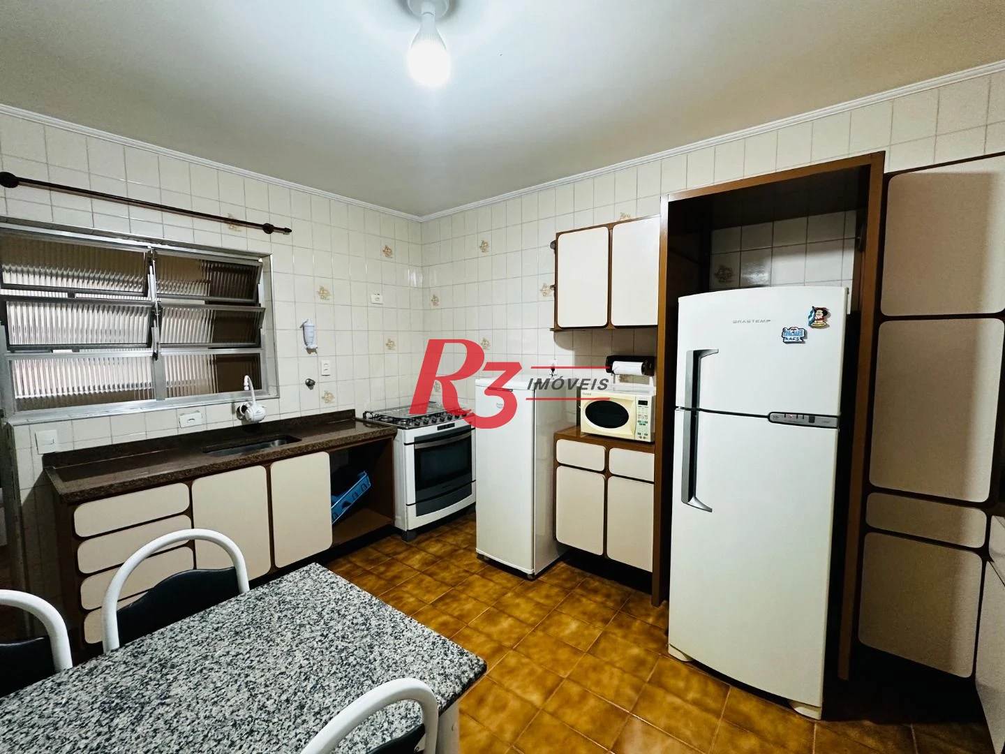Apartamento com 3 dormitórios à venda, 112 m² por R$ 700.000,00 - Embaré - Santos/SP