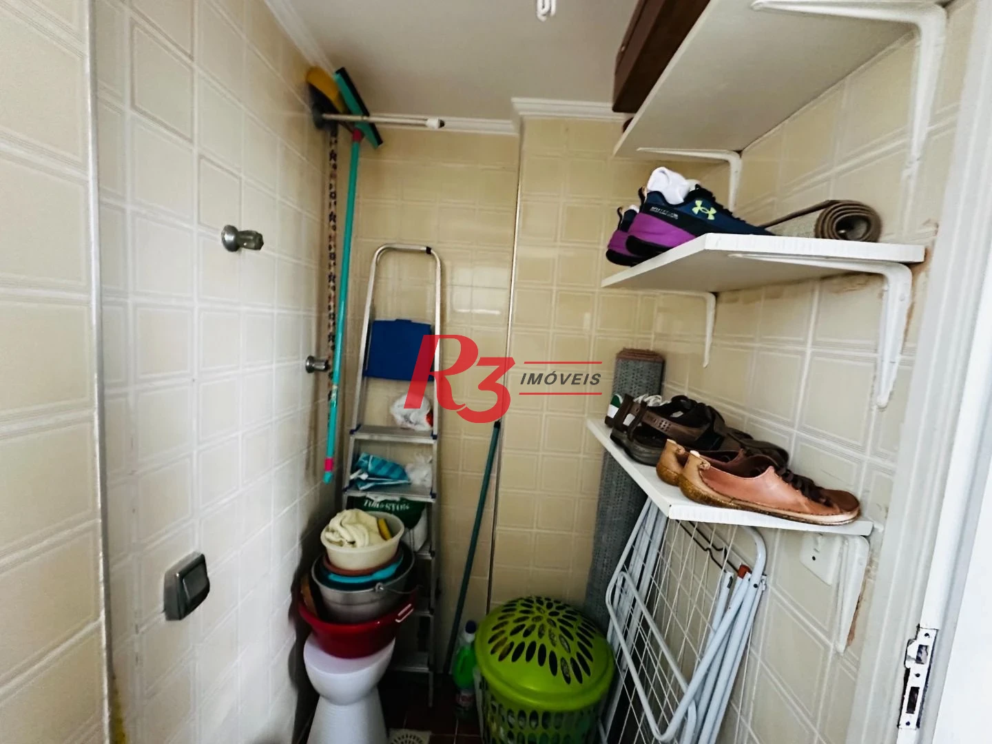 Apartamento com 3 dormitórios à venda, 112 m² por R$ 700.000,00 - Embaré - Santos/SP