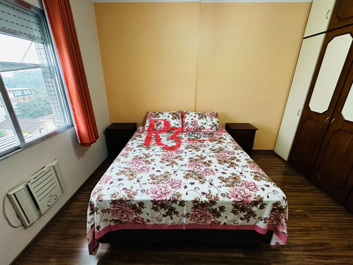 Apartamento com 3 dormitórios à venda, 112 m² por R$ 700.000,00 - Embaré - Santos/SP