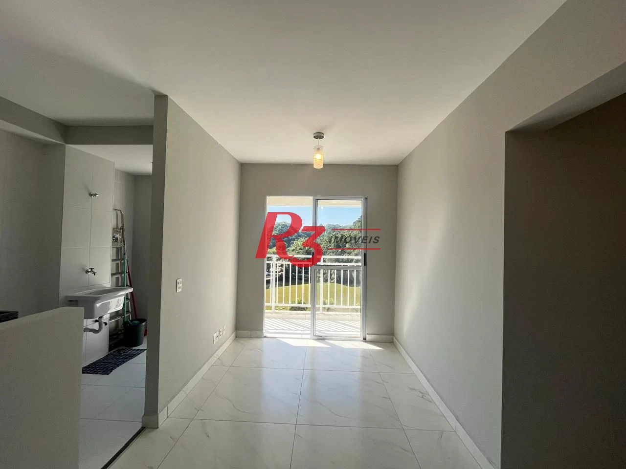 Apartamento com 2 dormitórios à venda, 52 m² por R$ 305.000,00 - Morro de Nova Cintra - Santos/SP