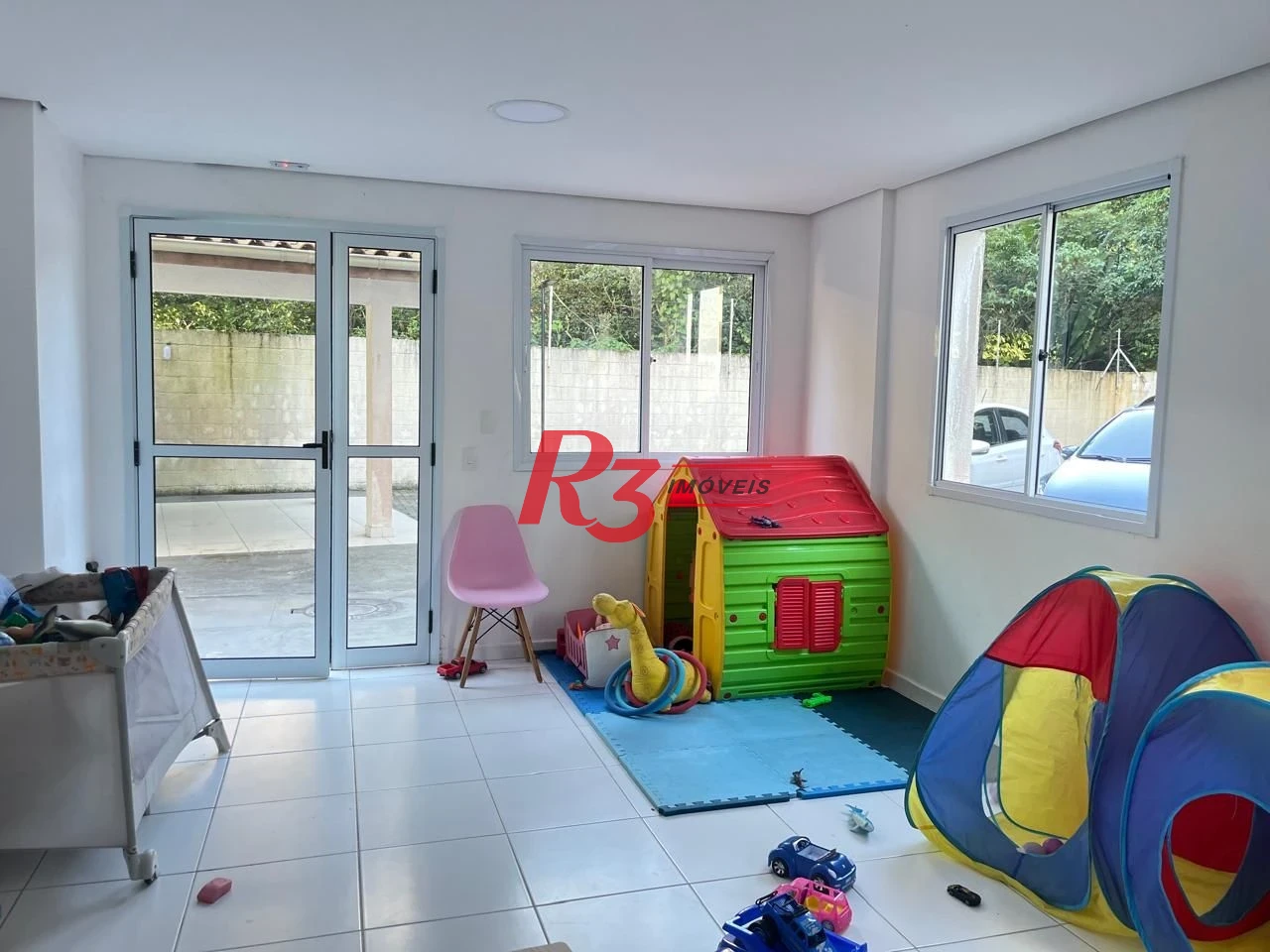 Apartamento com 2 dormitórios à venda, 52 m² por R$ 305.000,00 - Morro de Nova Cintra - Santos/SP
