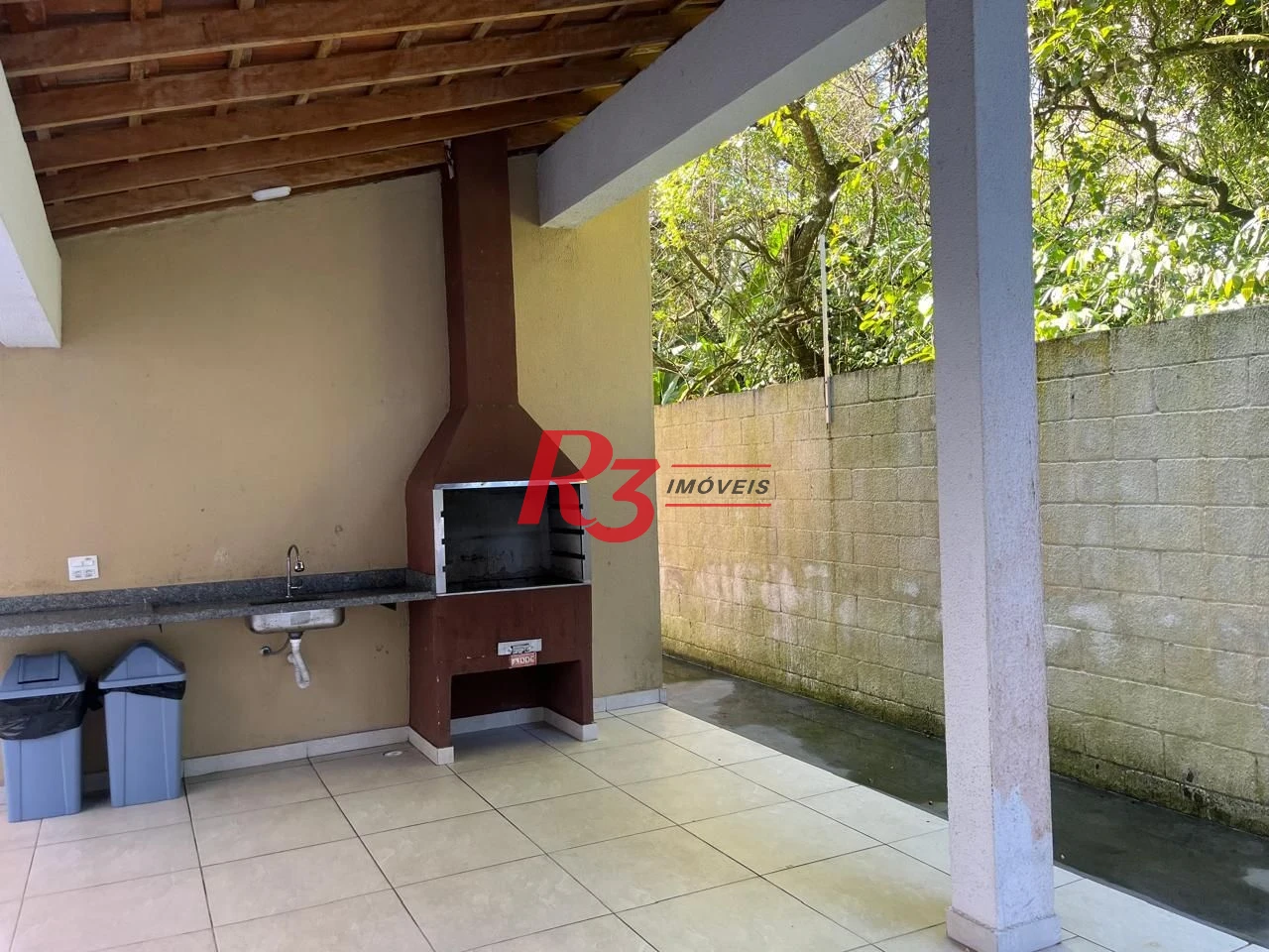 Apartamento com 2 dormitórios à venda, 52 m² por R$ 305.000,00 - Morro de Nova Cintra - Santos/SP