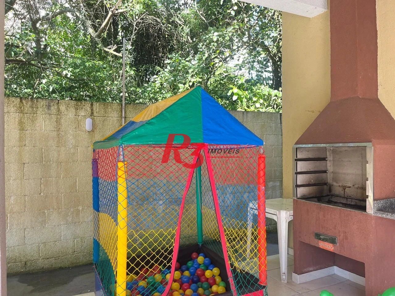 Apartamento com 2 dormitórios à venda, 52 m² por R$ 305.000,00 - Morro de Nova Cintra - Santos/SP