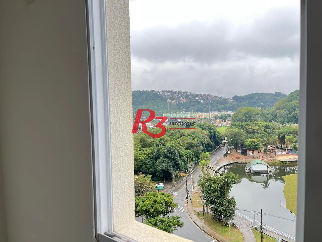 Apartamento com 3 dormitórios à venda, 65 m² por R$ 377.000,00 - Morro de Nova Cintra - Santos/SP