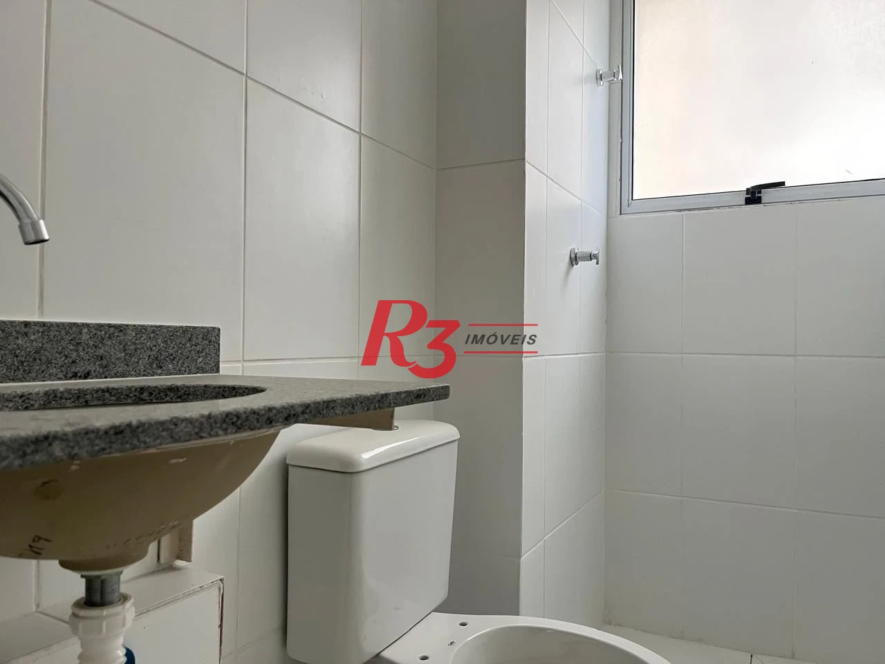 Apartamento com 3 dormitórios à venda, 65 m² por R$ 377.000,00 - Morro de Nova Cintra - Santos/SP