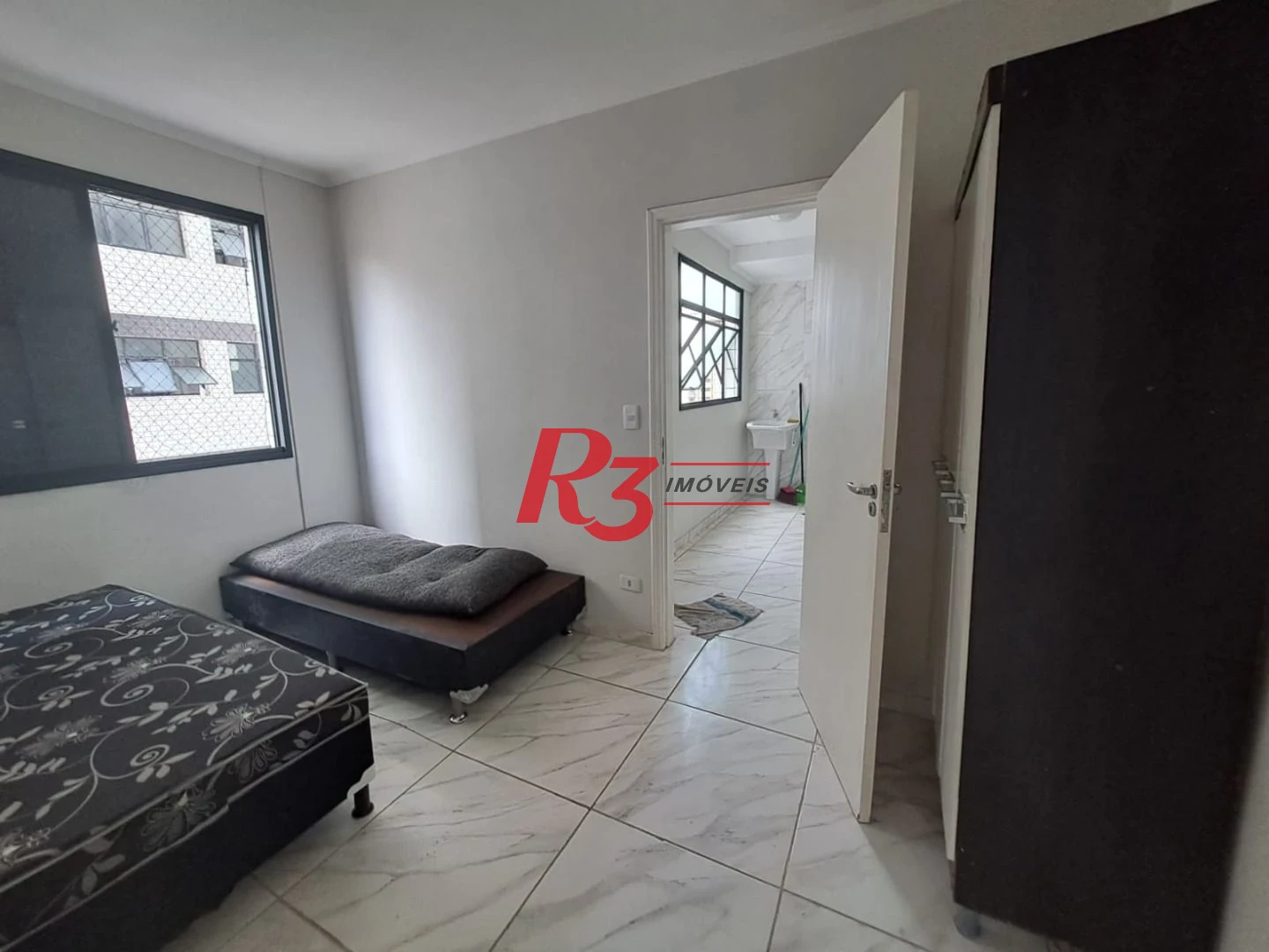 Apartamento com 3 dormitórios à venda, 142 m² por R$ 555.000,00 - Vila Assunção - Praia Grande/SP
