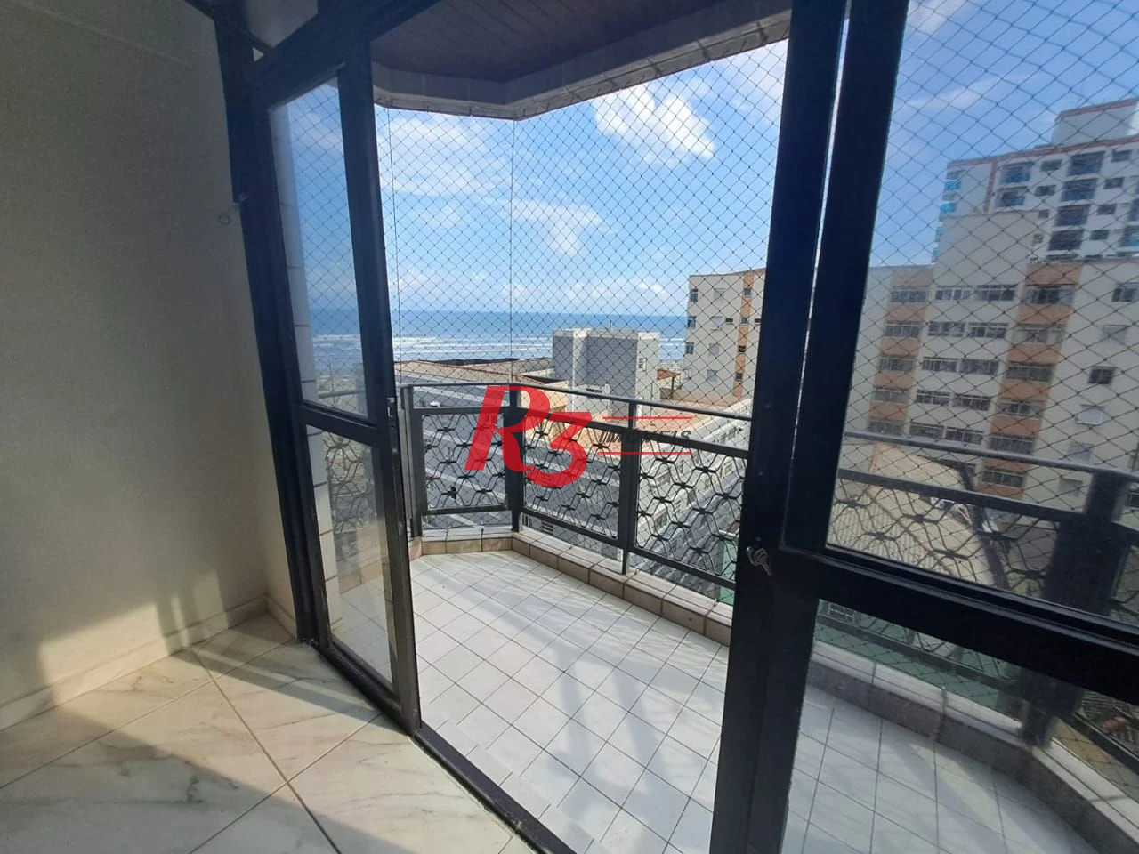 Apartamento com 3 dormitórios à venda, 142 m² por R$ 555.000,00 - Vila Assunção - Praia Grande/SP