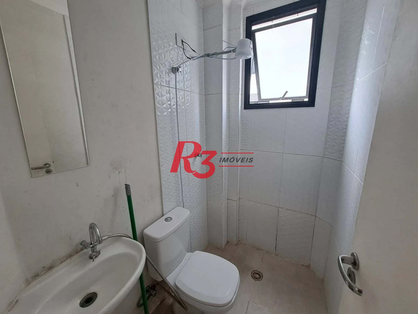 Apartamento com 3 dormitórios à venda, 142 m² por R$ 555.000,00 - Vila Assunção - Praia Grande/SP