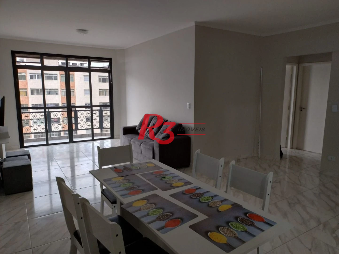 Apartamento com 3 dormitórios à venda, 142 m² por R$ 555.000,00 - Vila Assunção - Praia Grande/SP