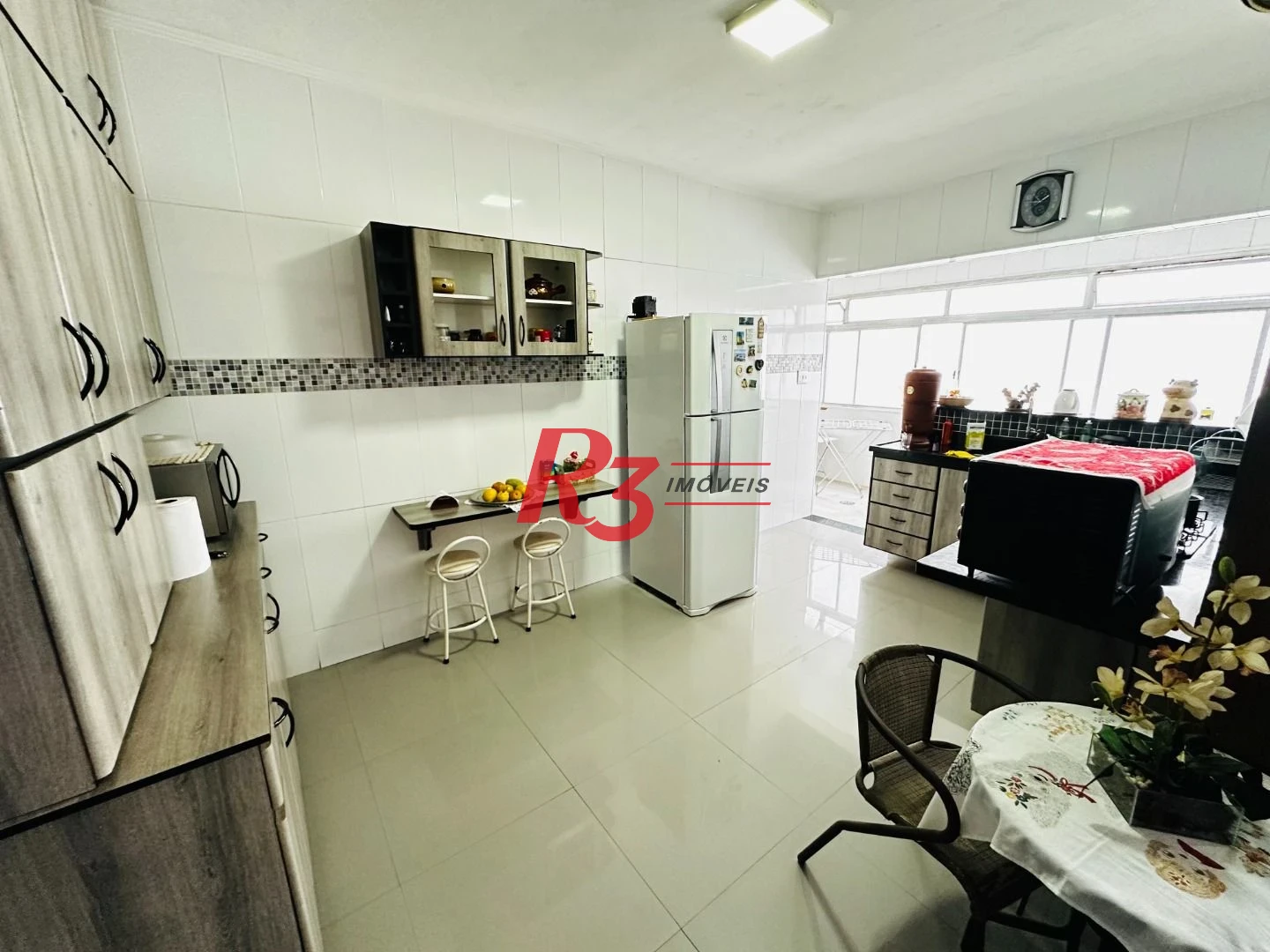 Apartamento com 2 dormitórios à venda, 106 m² por R$ 720.000,00 - Aparecida - Santos/SP