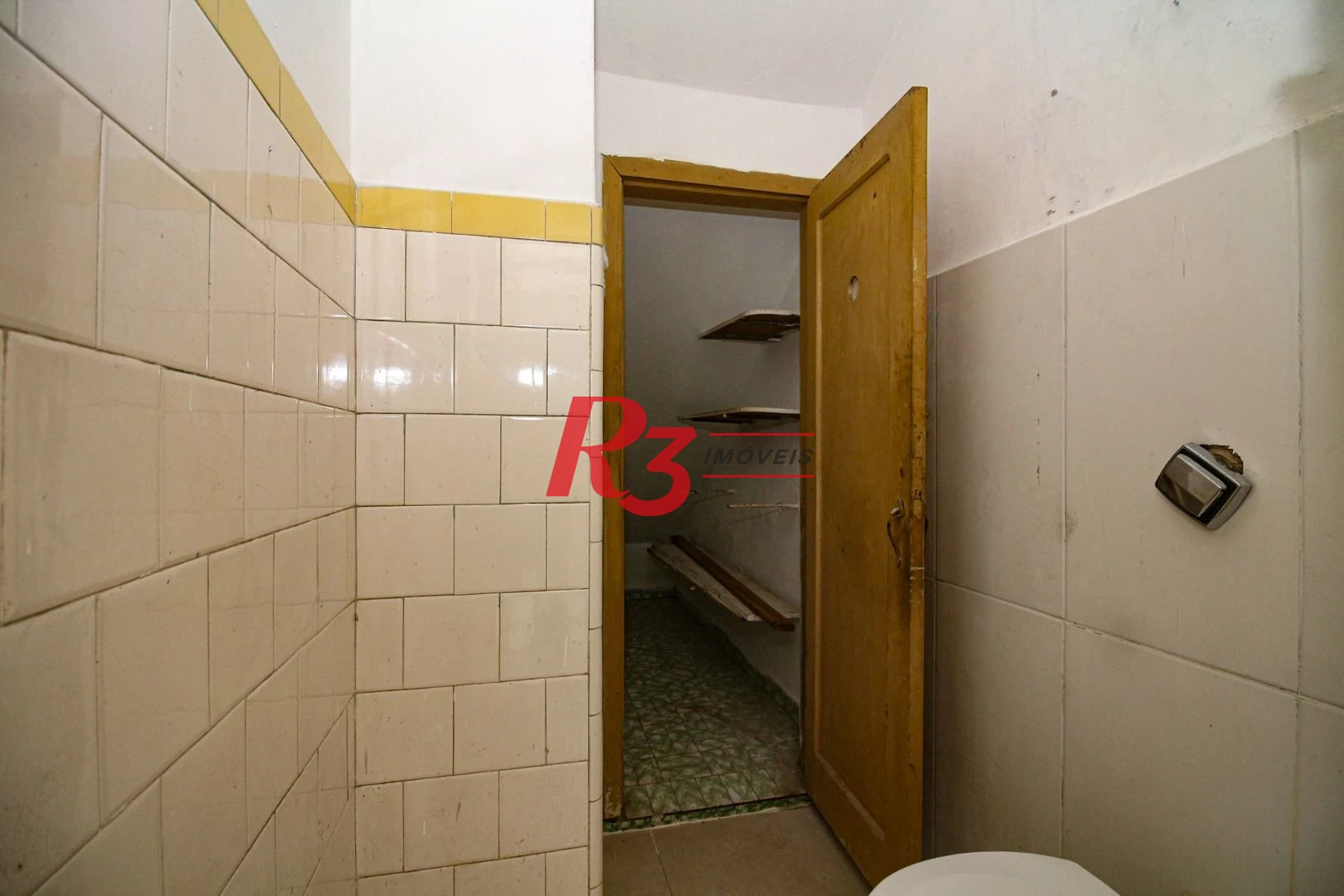 Casa com 2 dormitórios à venda, 72 m² por R$ 300.000,00 - Vila Matias - Santos/SP