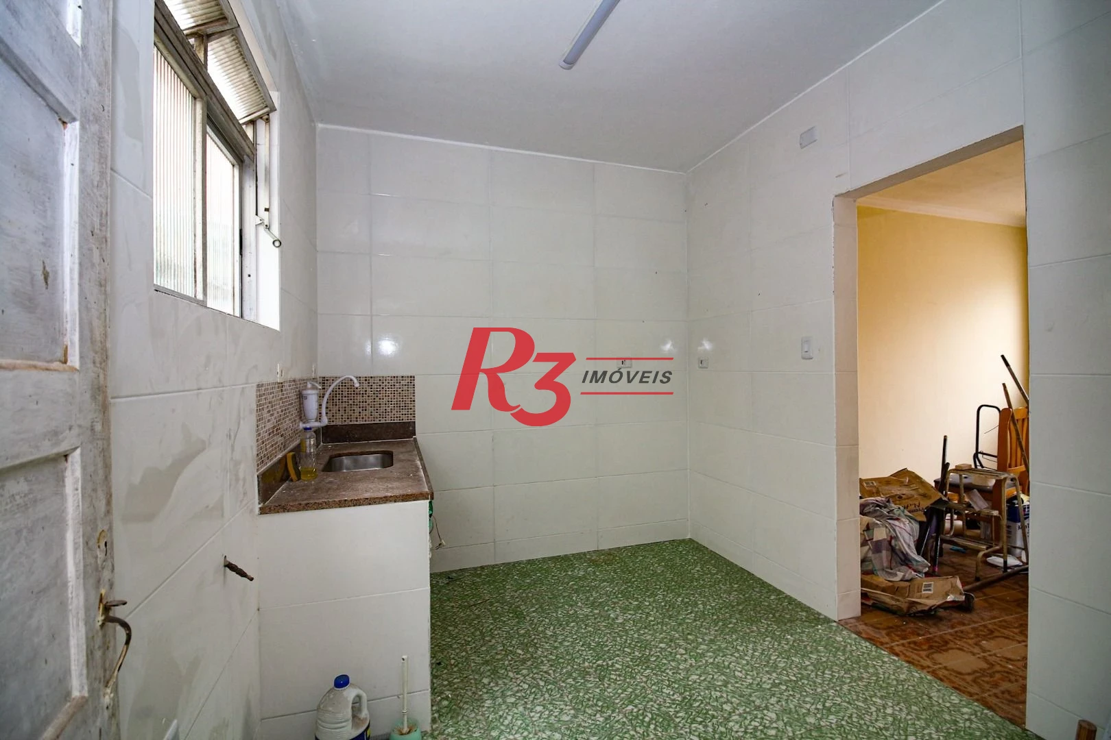 Casa com 2 dormitórios à venda, 72 m² por R$ 300.000,00 - Vila Matias - Santos/SP