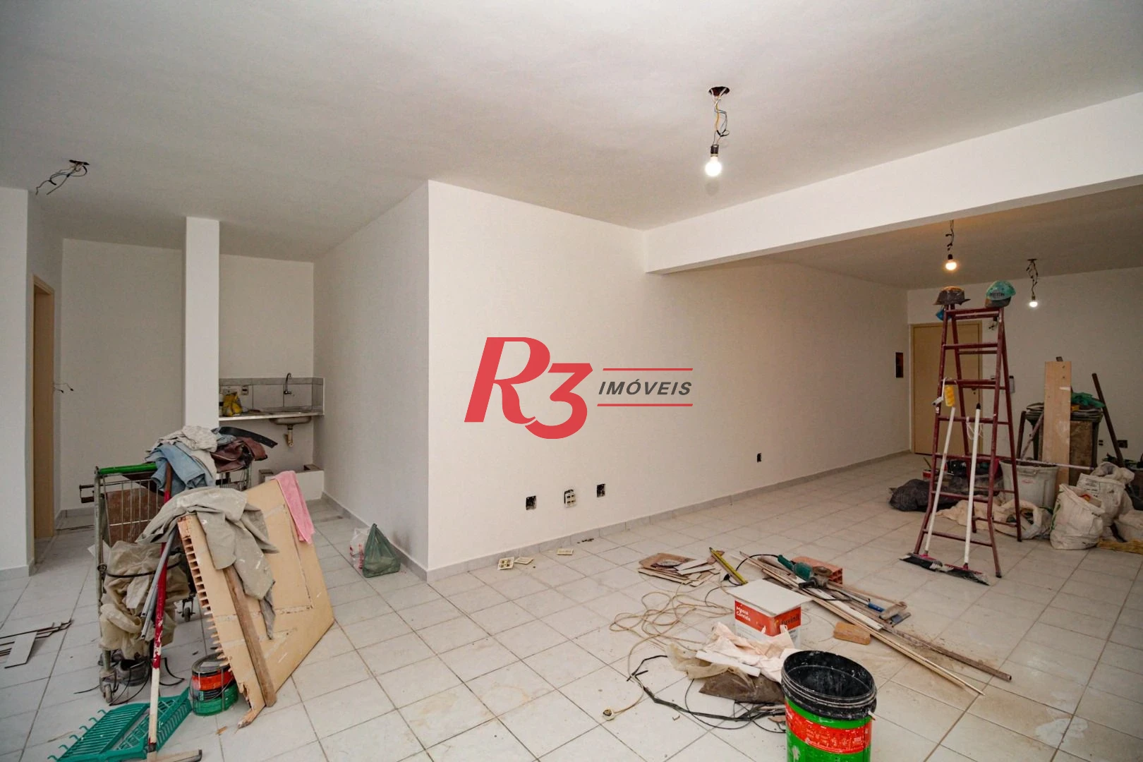 Sala à venda, 104 m² por R$ 247.000,00 - Vila Matias - Santos/SP