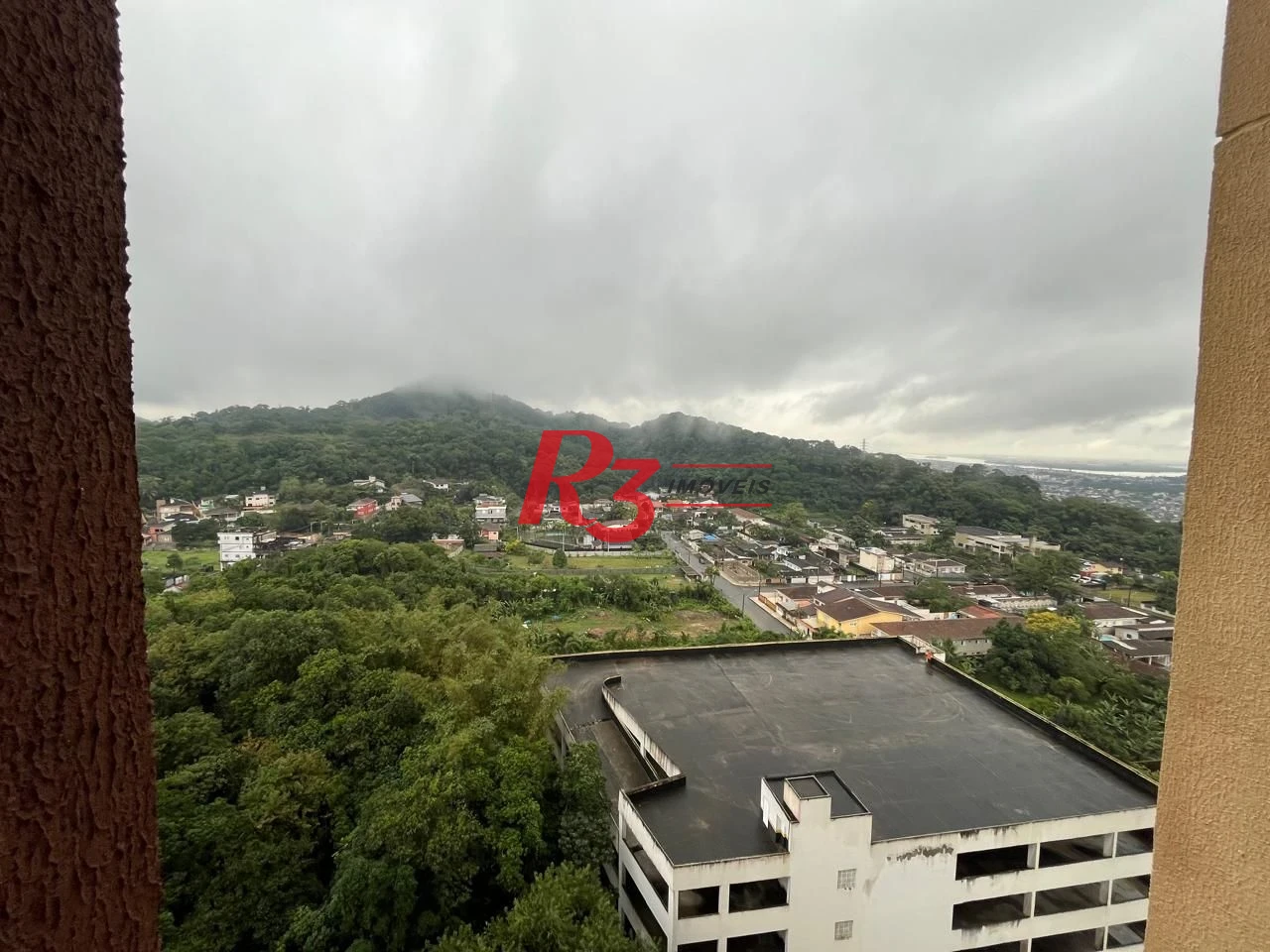 Apartamento com 2 dormitórios à venda, 52 m² por R$ 320.000,00 - Morro de Nova Cintra - Santos/SP