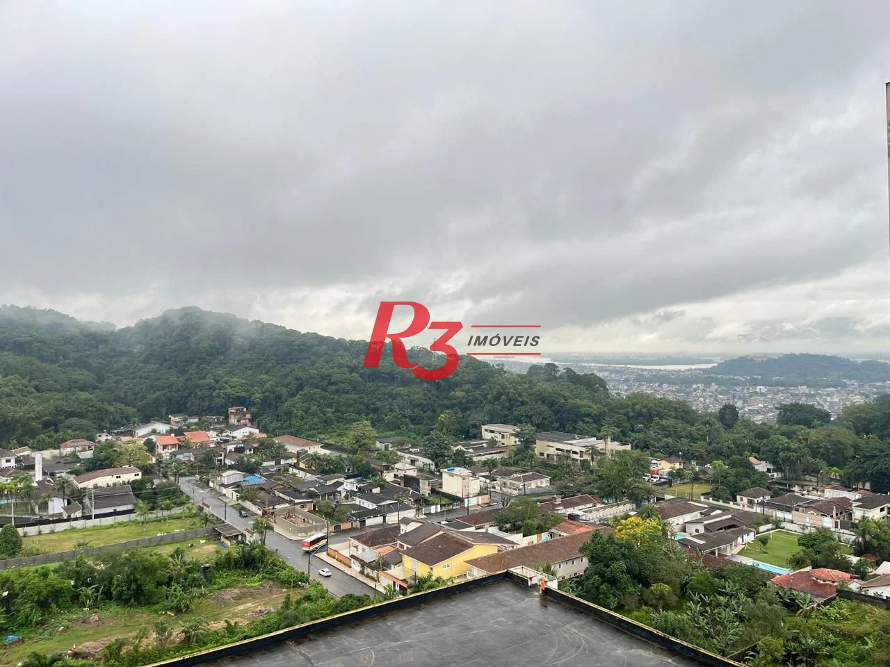 Apartamento com 2 dormitórios à venda, 52 m² por R$ 320.000,00 - Morro de Nova Cintra - Santos/SP