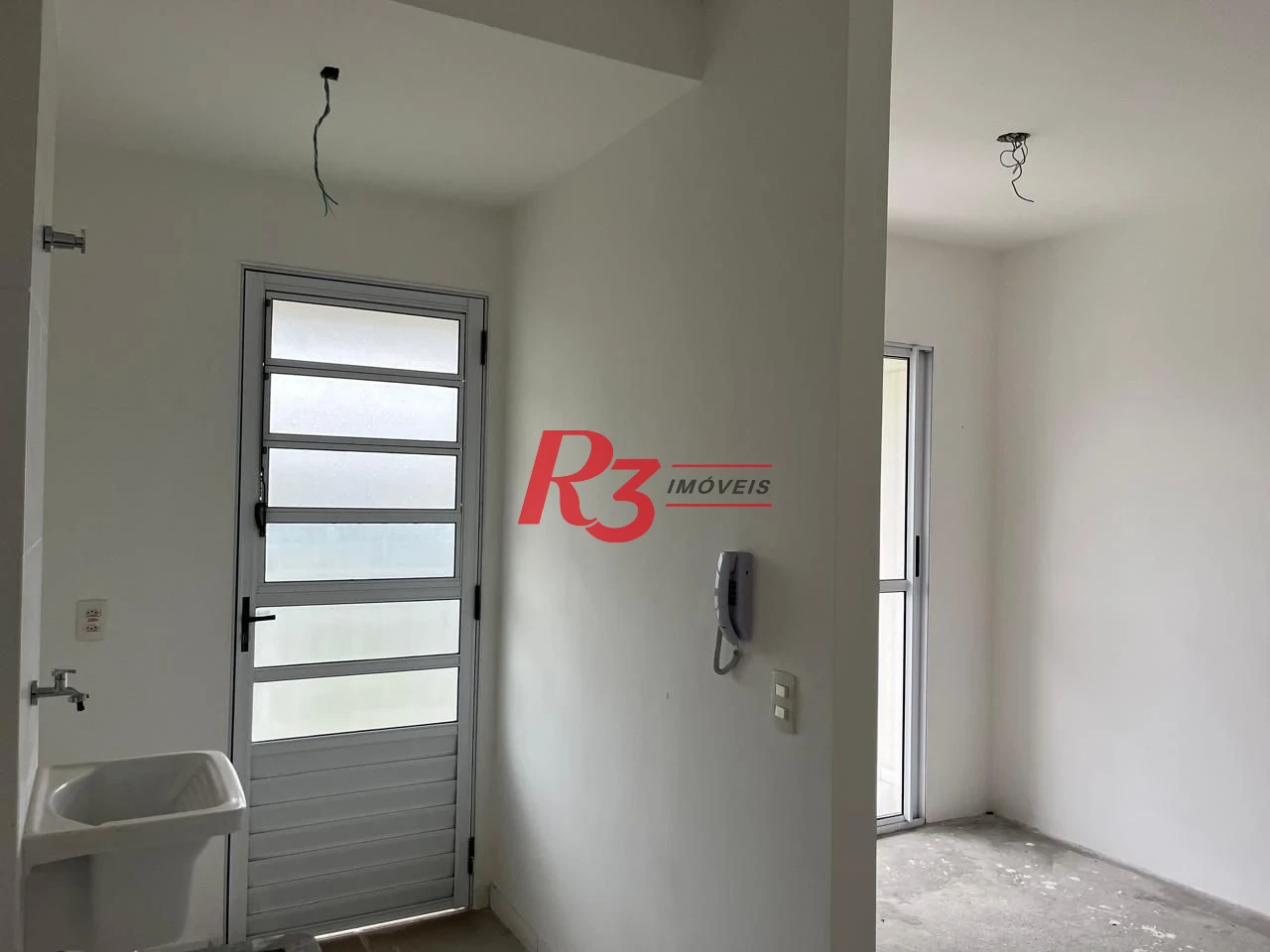 Apartamento com 2 dormitórios à venda, 52 m² por R$ 320.000,00 - Morro de Nova Cintra - Santos/SP