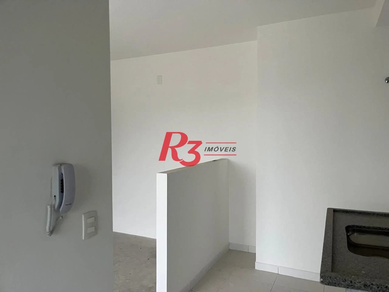 Apartamento com 2 dormitórios à venda, 52 m² por R$ 320.000,00 - Morro de Nova Cintra - Santos/SP
