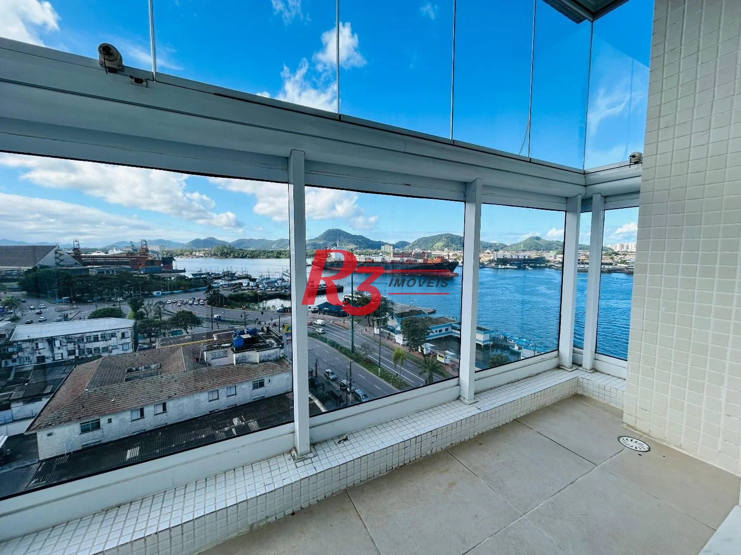 Apartamento com 3 dormitórios, 189 m² - venda por R$ 2.350.000,00 ou aluguel por R$ 15.000,00/mês - Ponta da Praia - Santos/SP