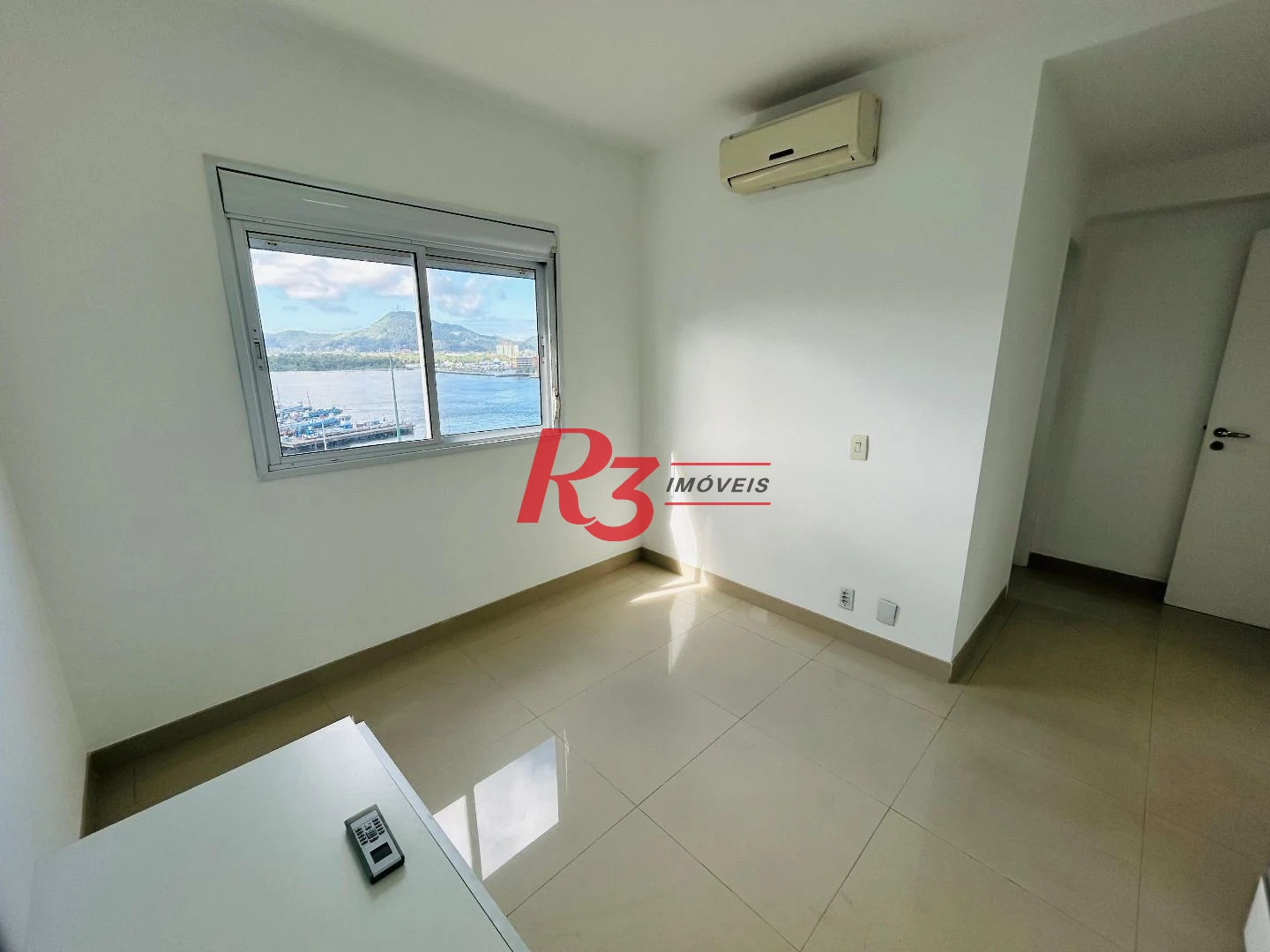 Apartamento com 3 dormitórios, 189 m² - venda por R$ 2.350.000,00 ou aluguel por R$ 15.000,00/mês - Ponta da Praia - Santos/SP
