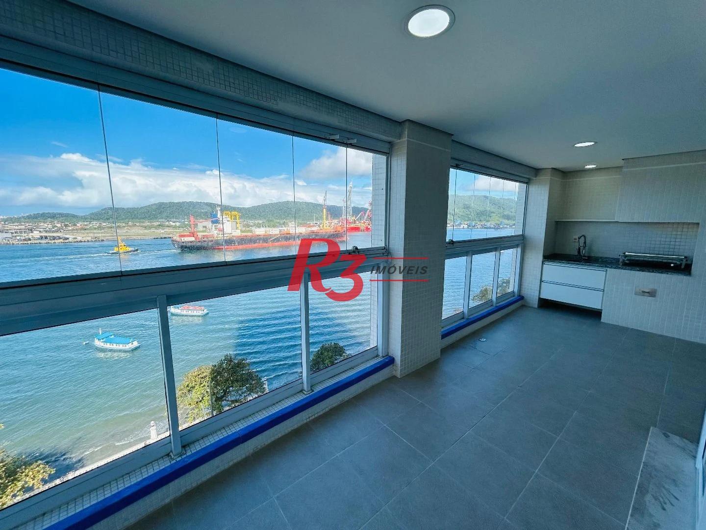 Apartamento com 3 dormitórios, 189 m² - venda por R$ 2.350.000,00 ou aluguel por R$ 15.000,00/mês - Ponta da Praia - Santos/SP
